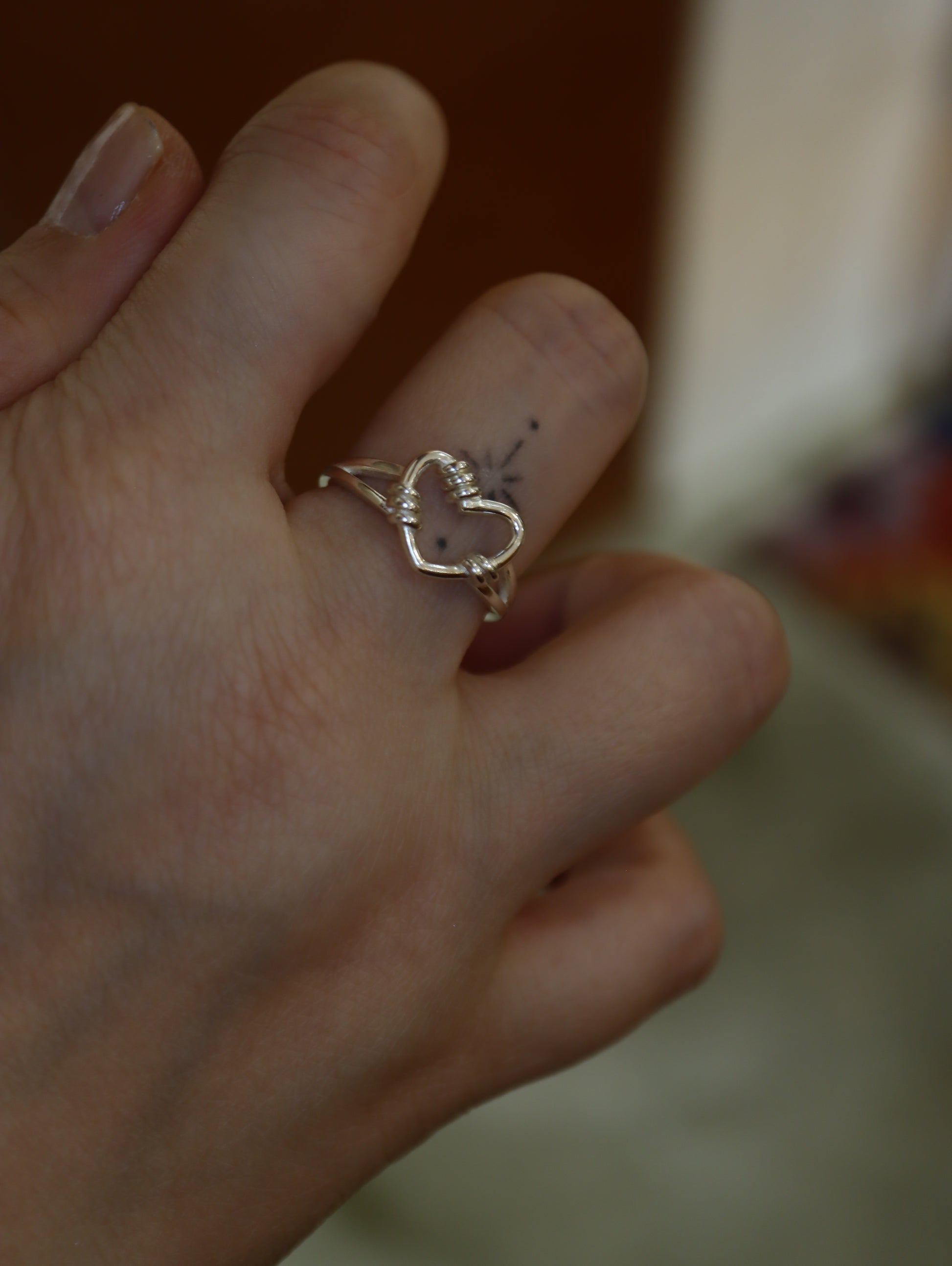 Silver925 hallow heart open size ring
