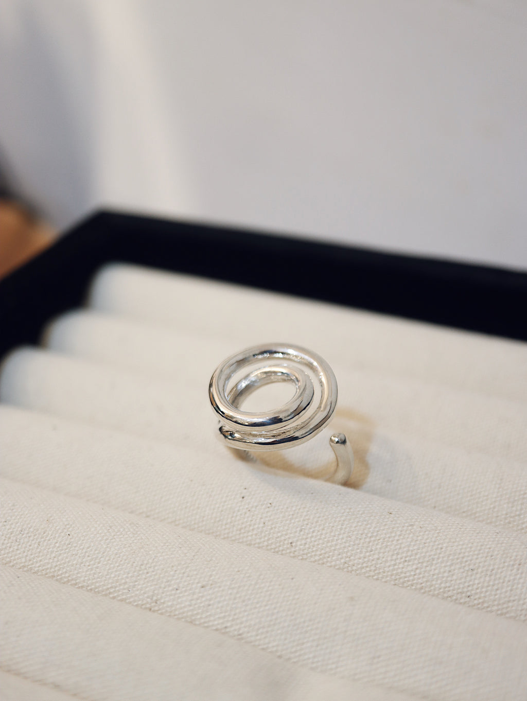 Round twisted 925 silver ring