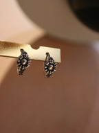 Daisy stainless steel hinged hoop earrings