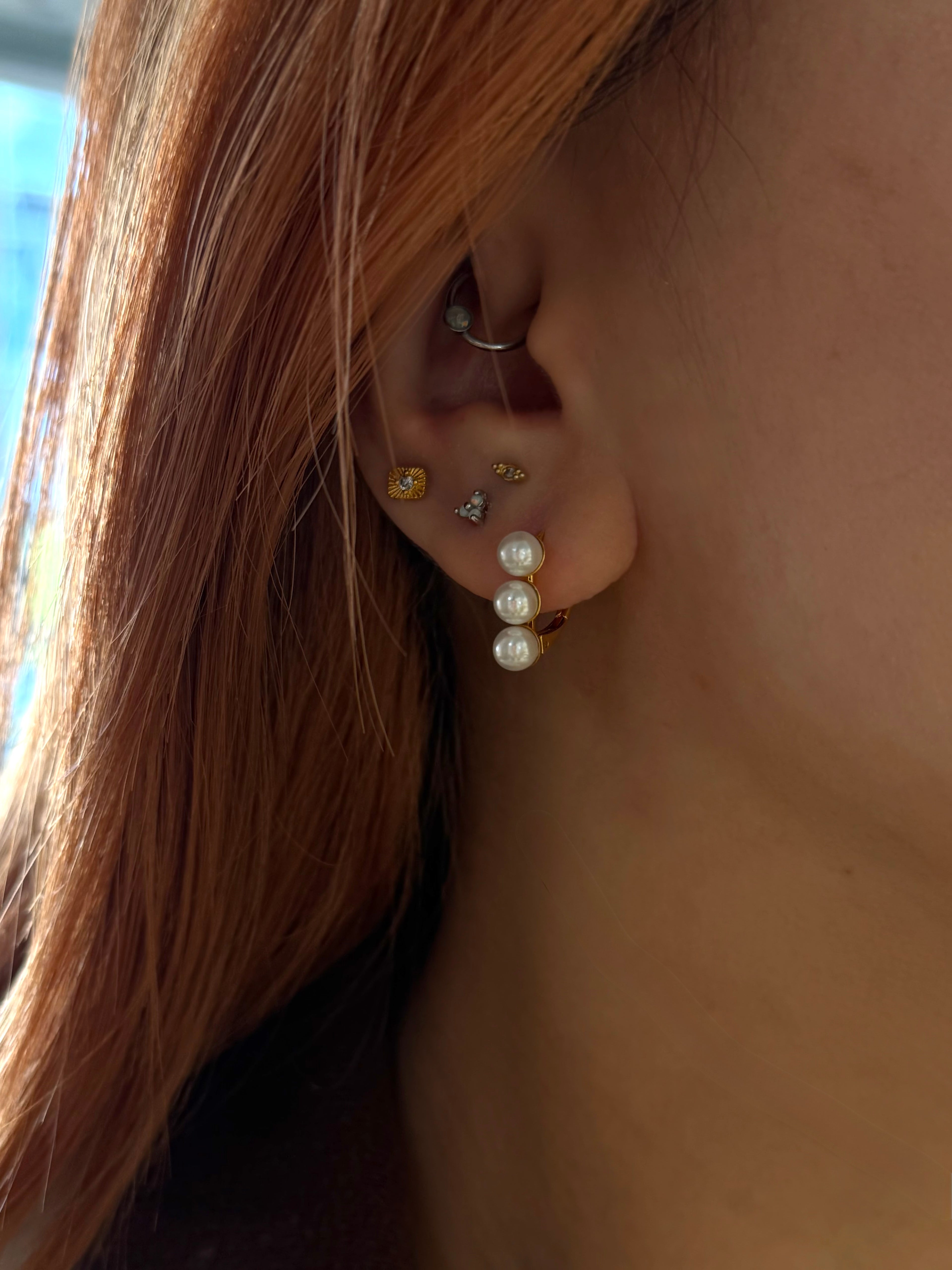 Triple faux pearl earrings