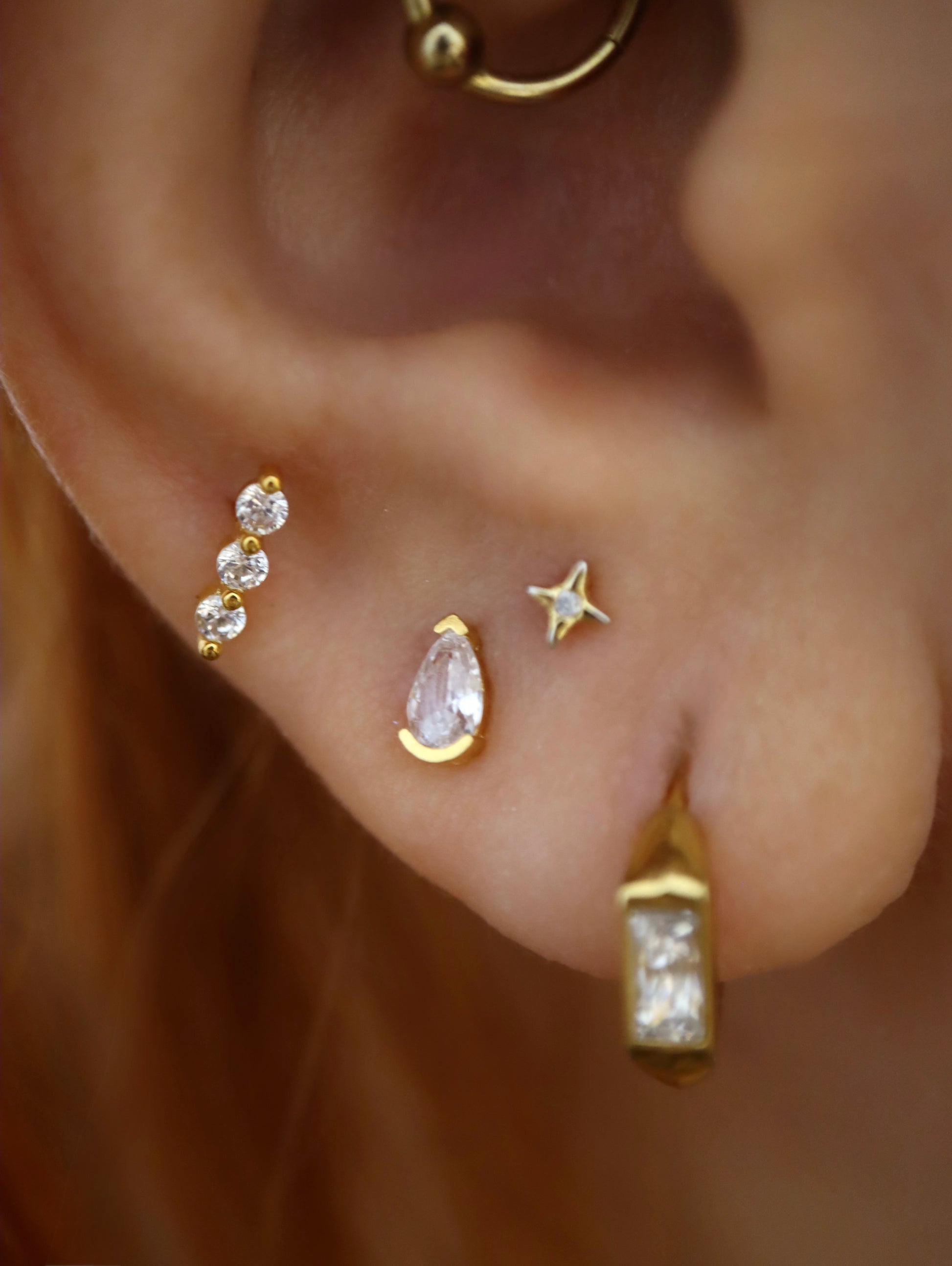 Teardrop 925 silver piercing stud