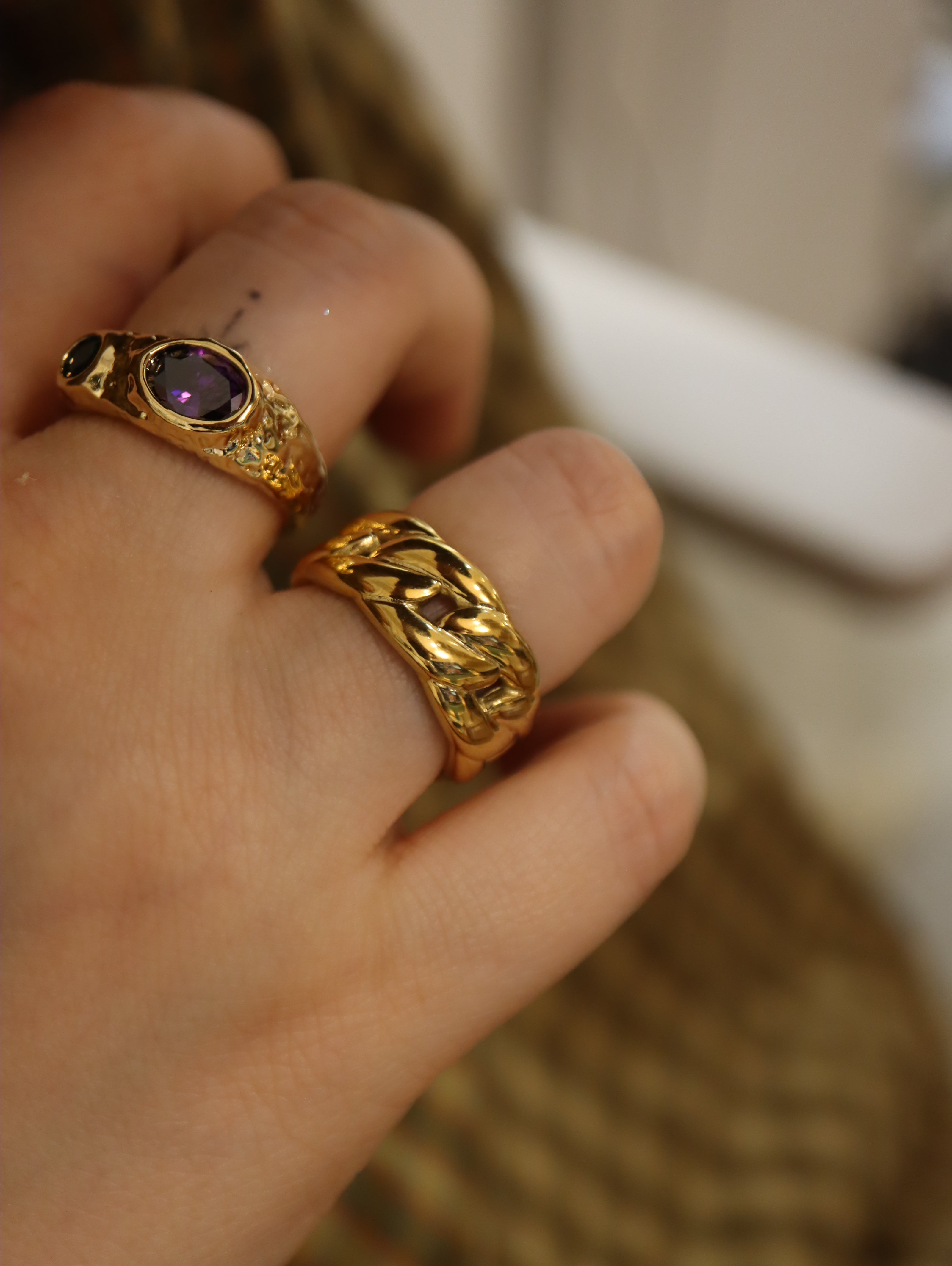 Interlock stainless steel ring