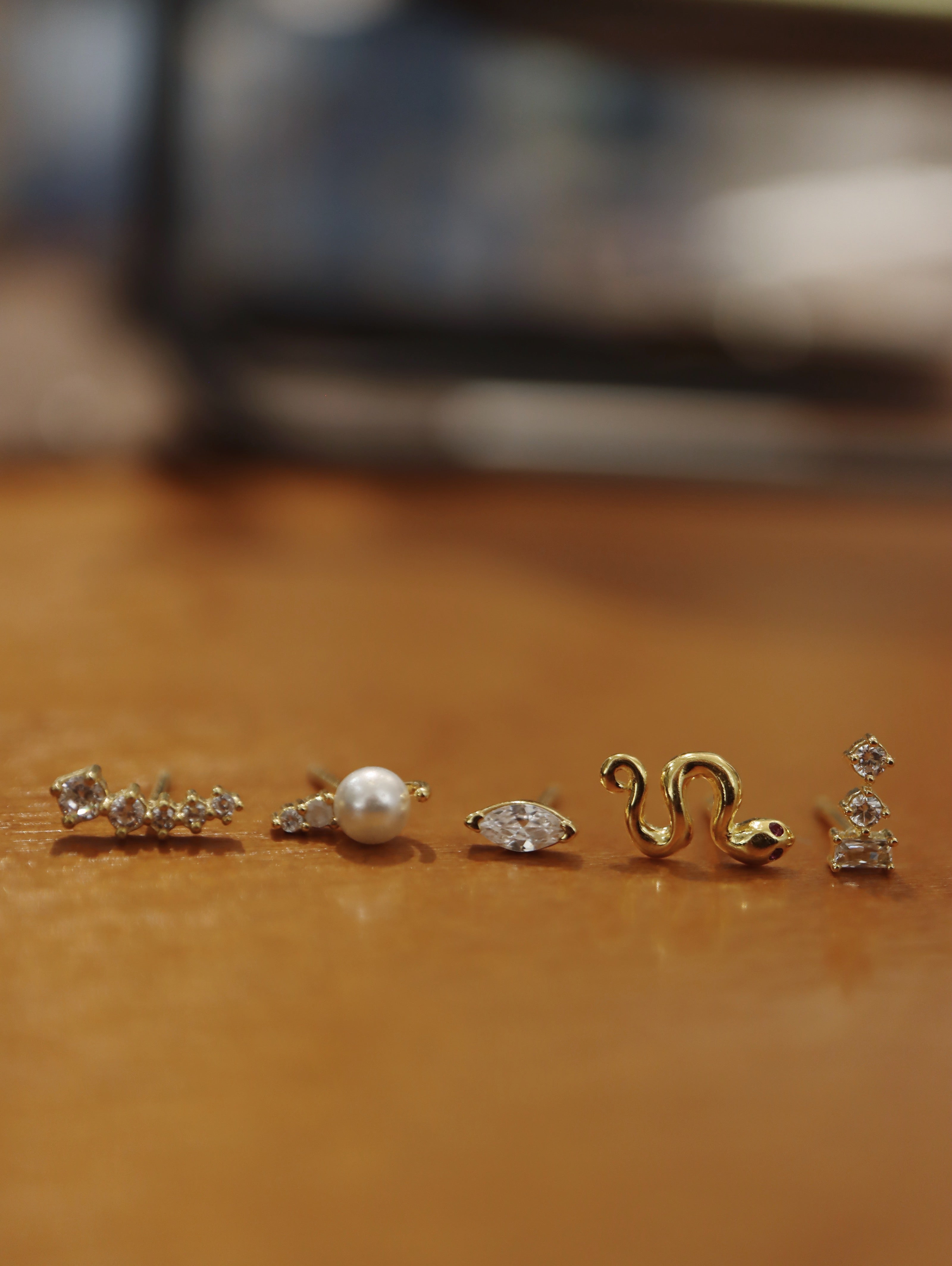 Bar curved 925 silver stud ball end piercing