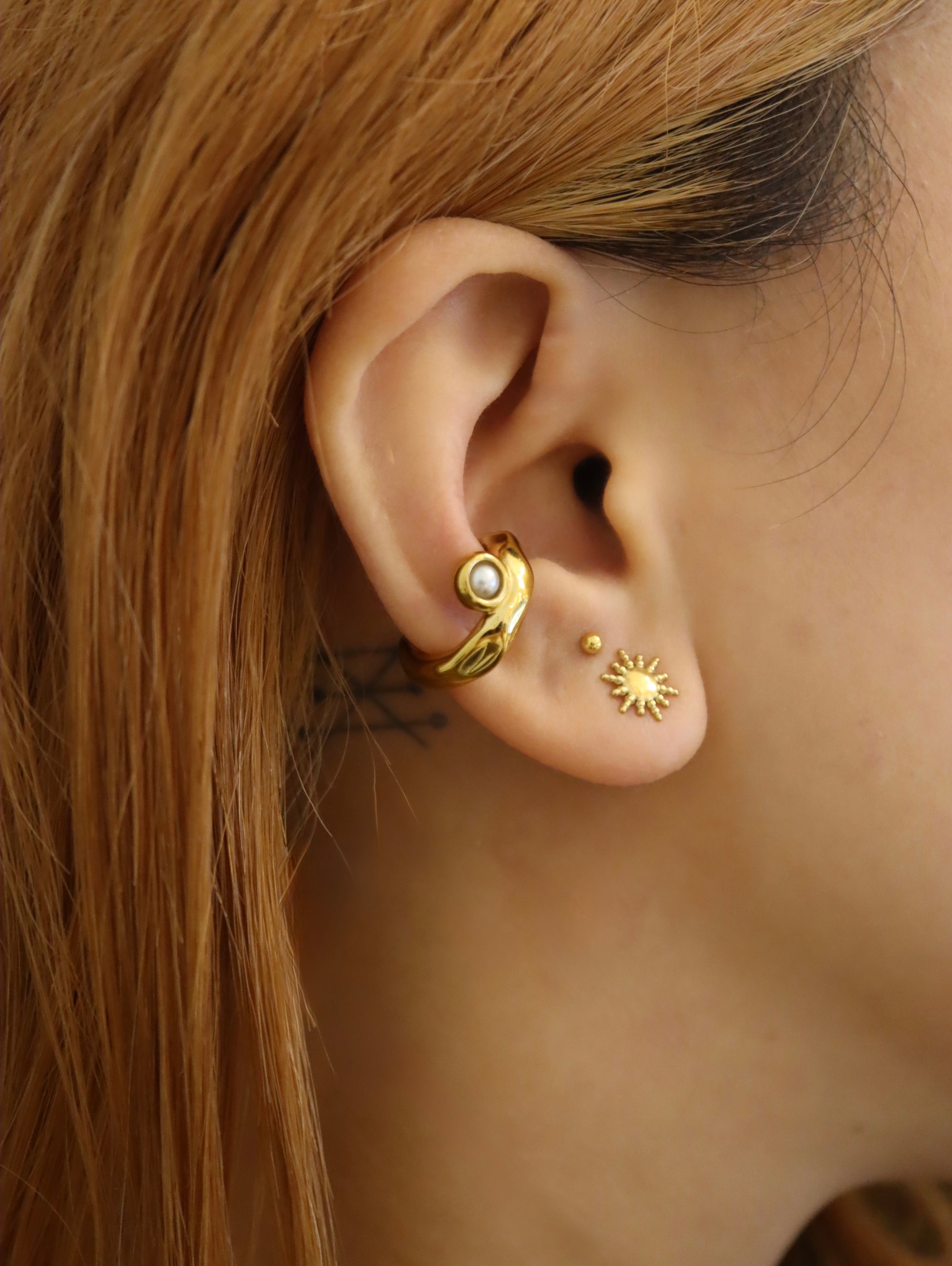 Pearl stainless steel Earcuff