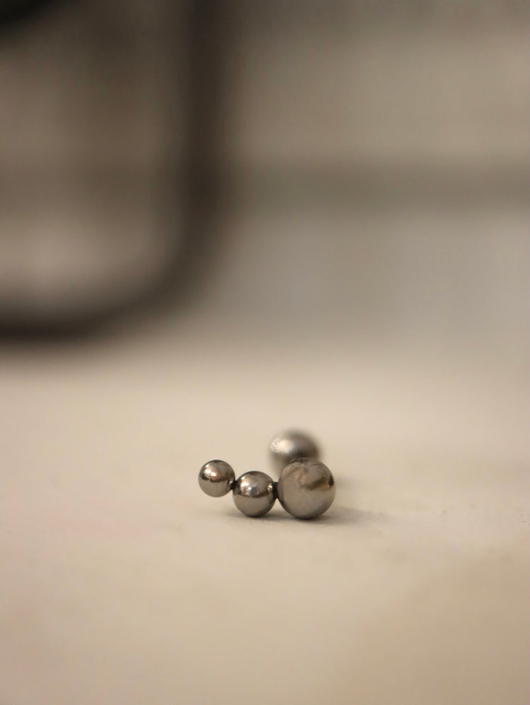 Curve bead surgical steel stud piercing (1pc)