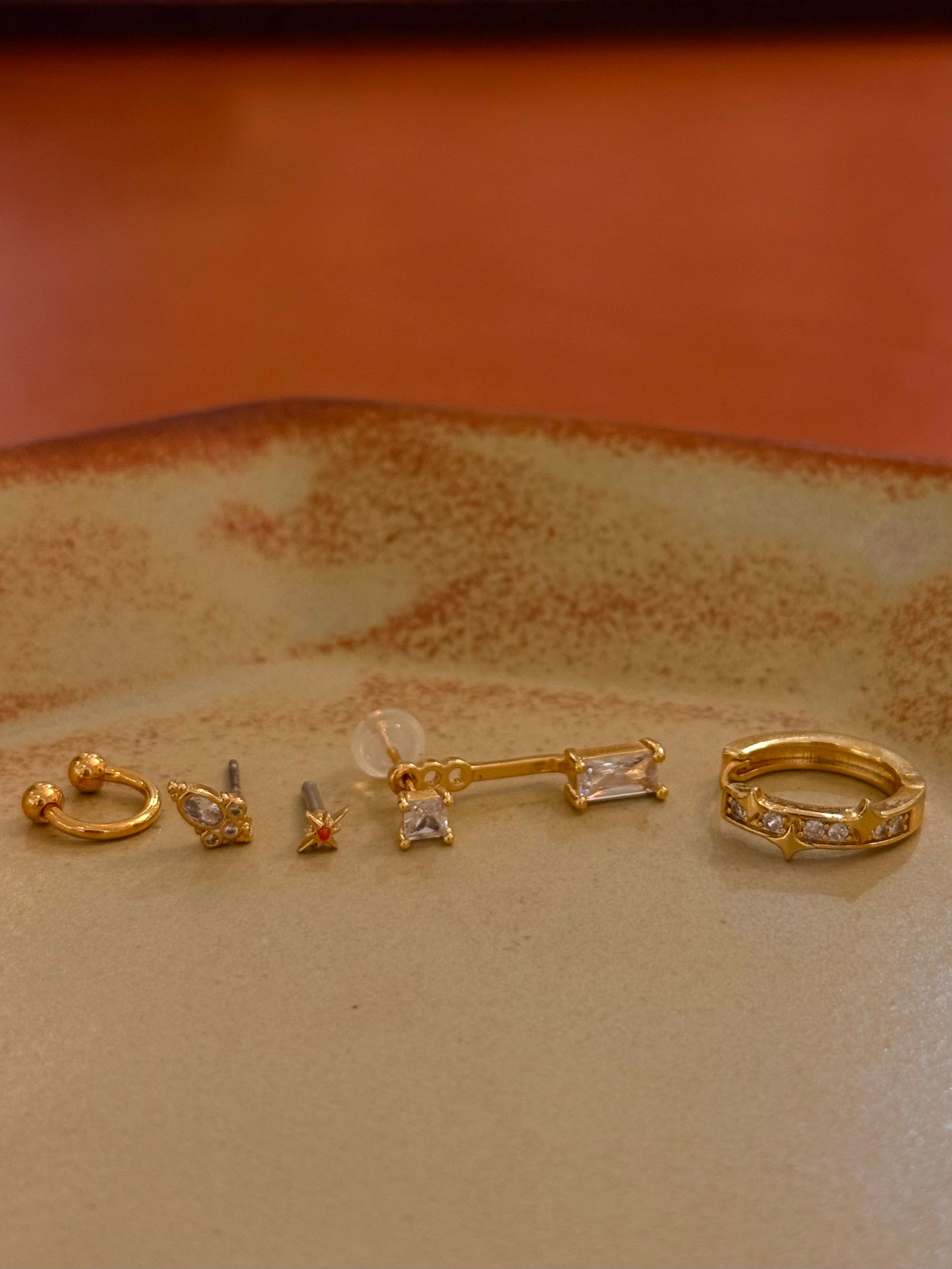 Sparkle ✨ hinged hoop earrings