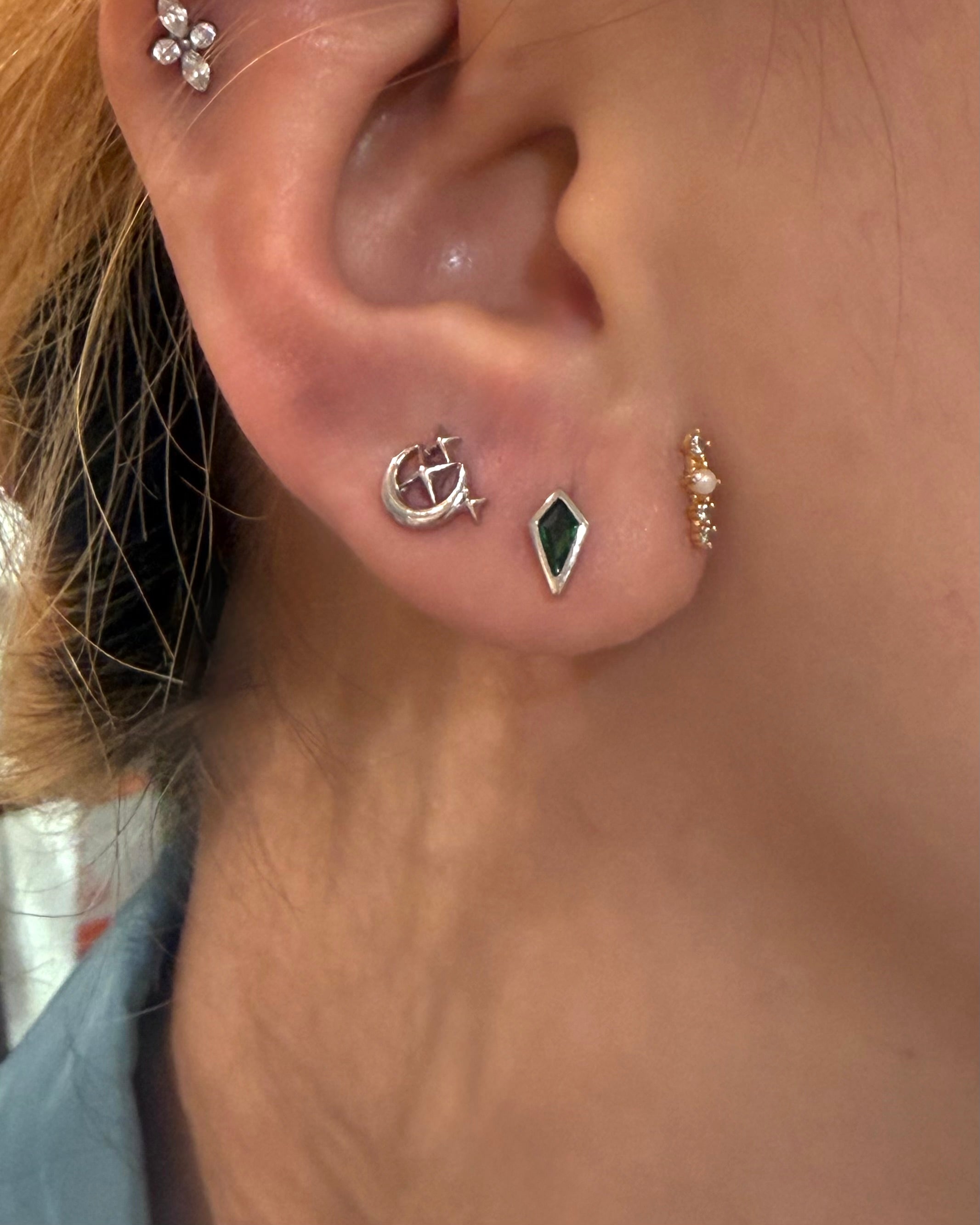 Kite cz stud surgical steel piercing (1pc)