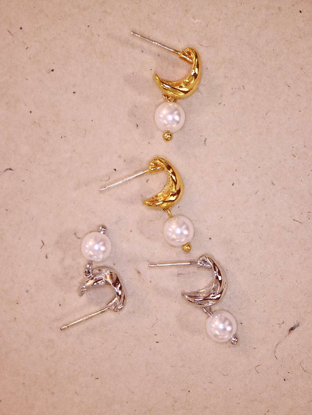 Drop pearl earrings