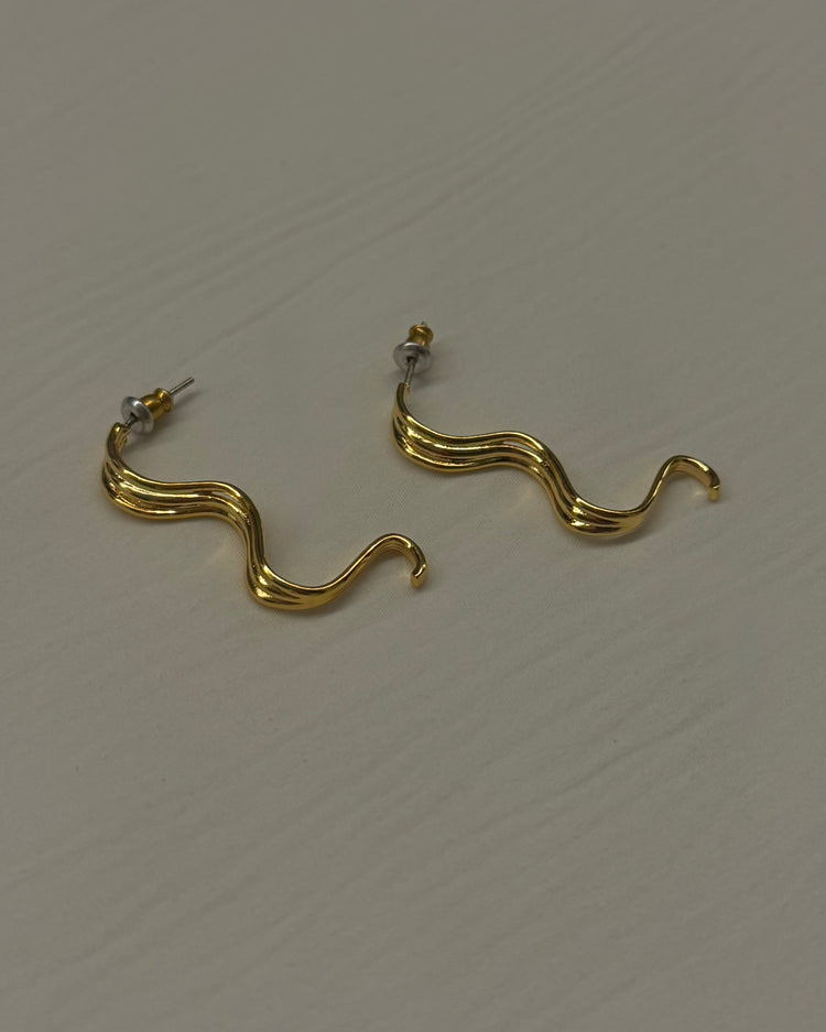 Wave drop earrings