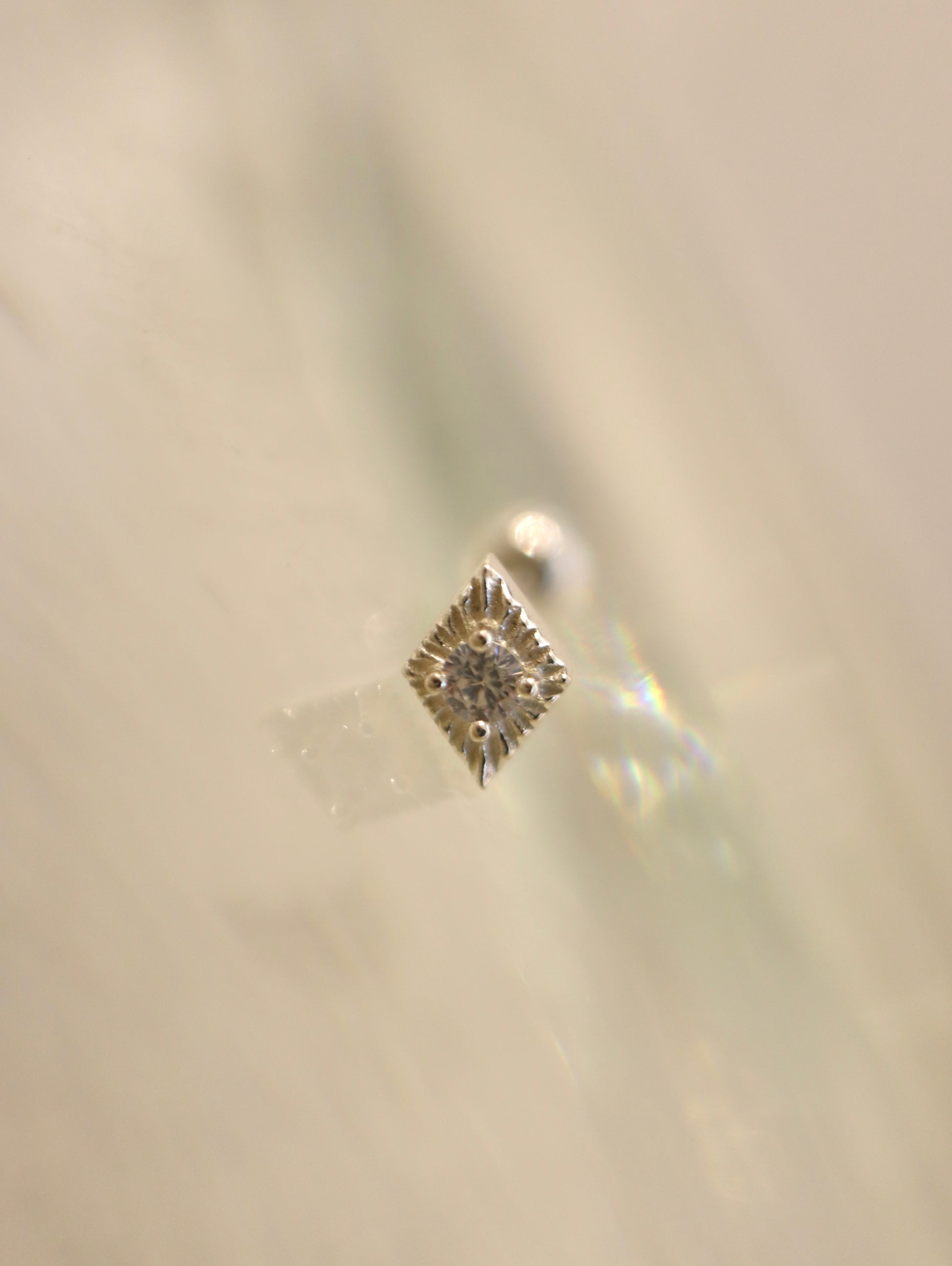 Ray burst stud 925silver earring piercing