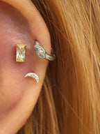 Marquise mini hinged hoop earring (1pc)