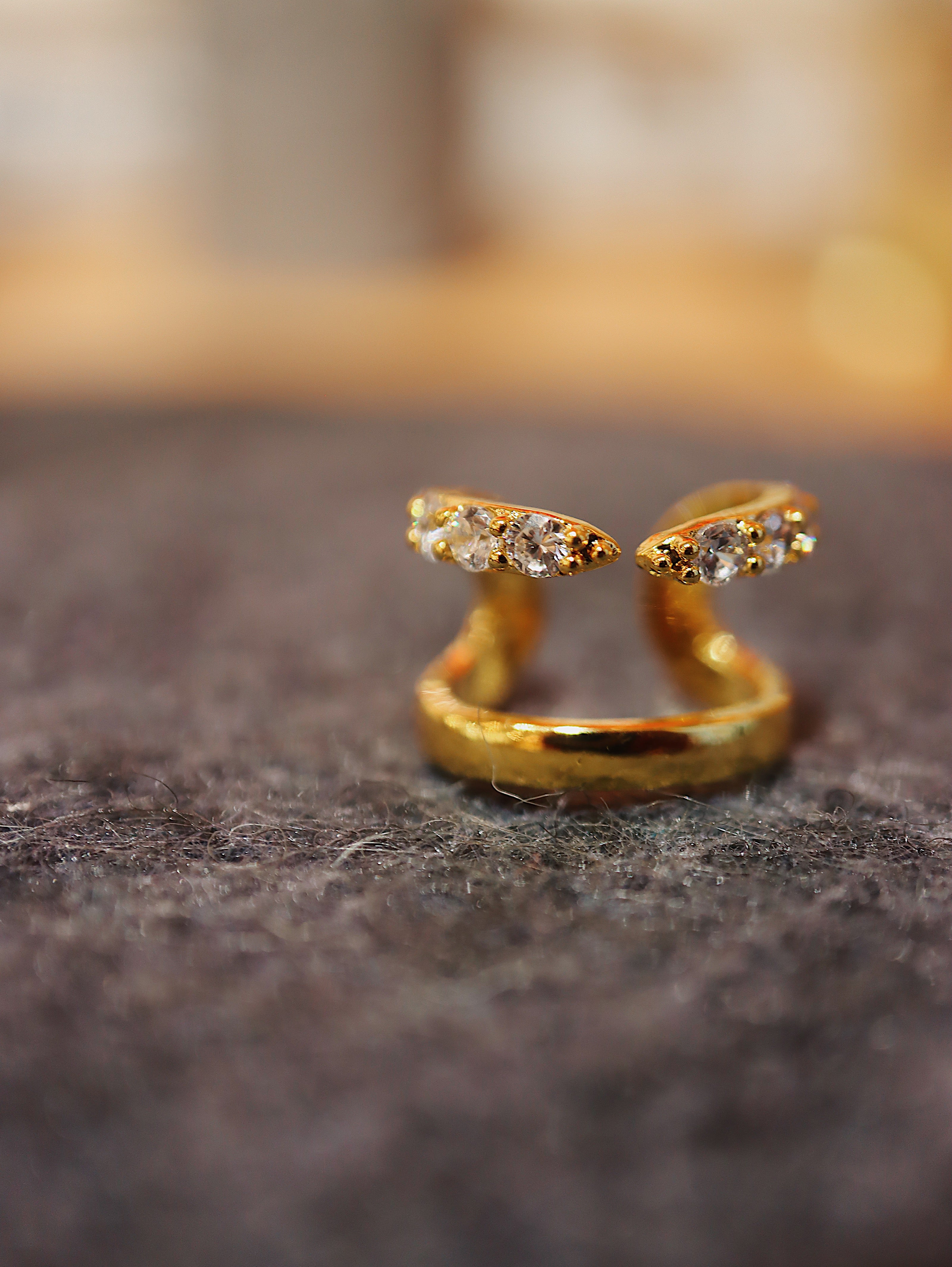 Double wrap earcuff