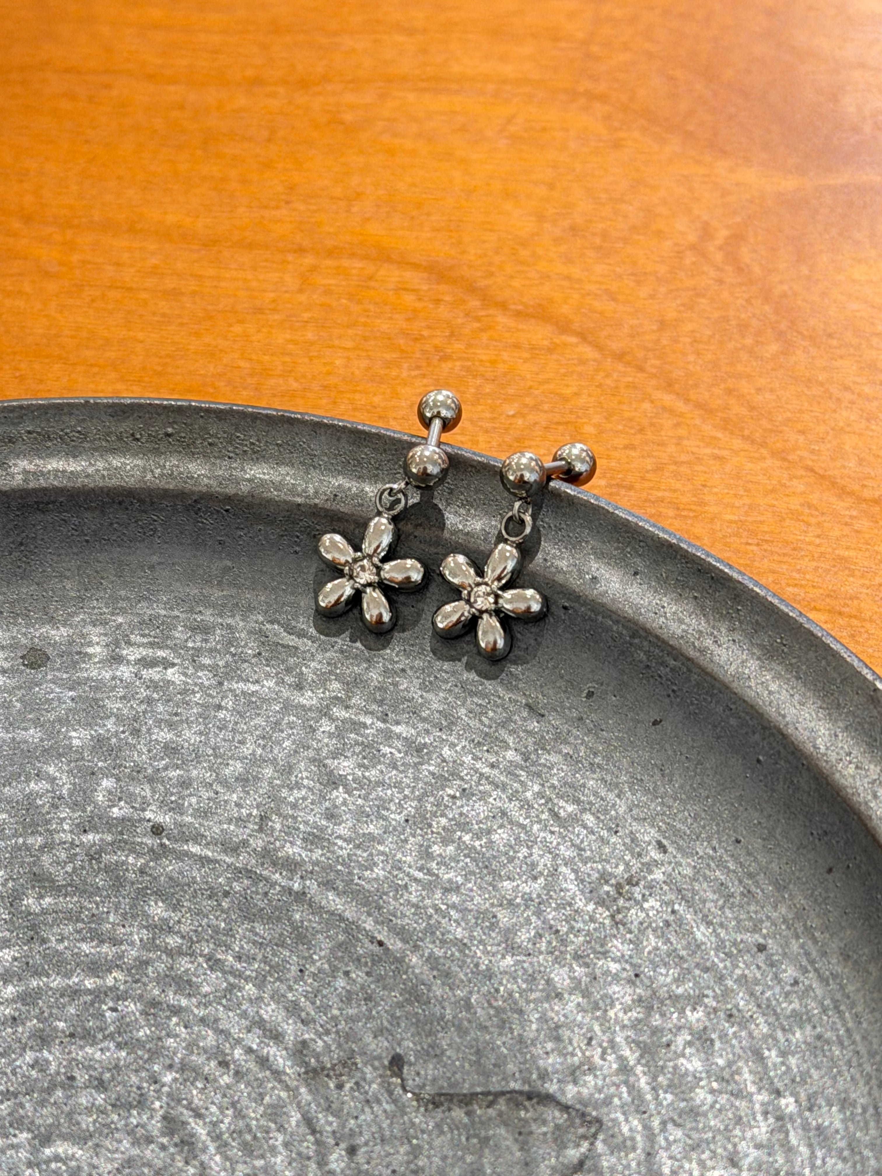 Petal drift stud surgical steel earrings
