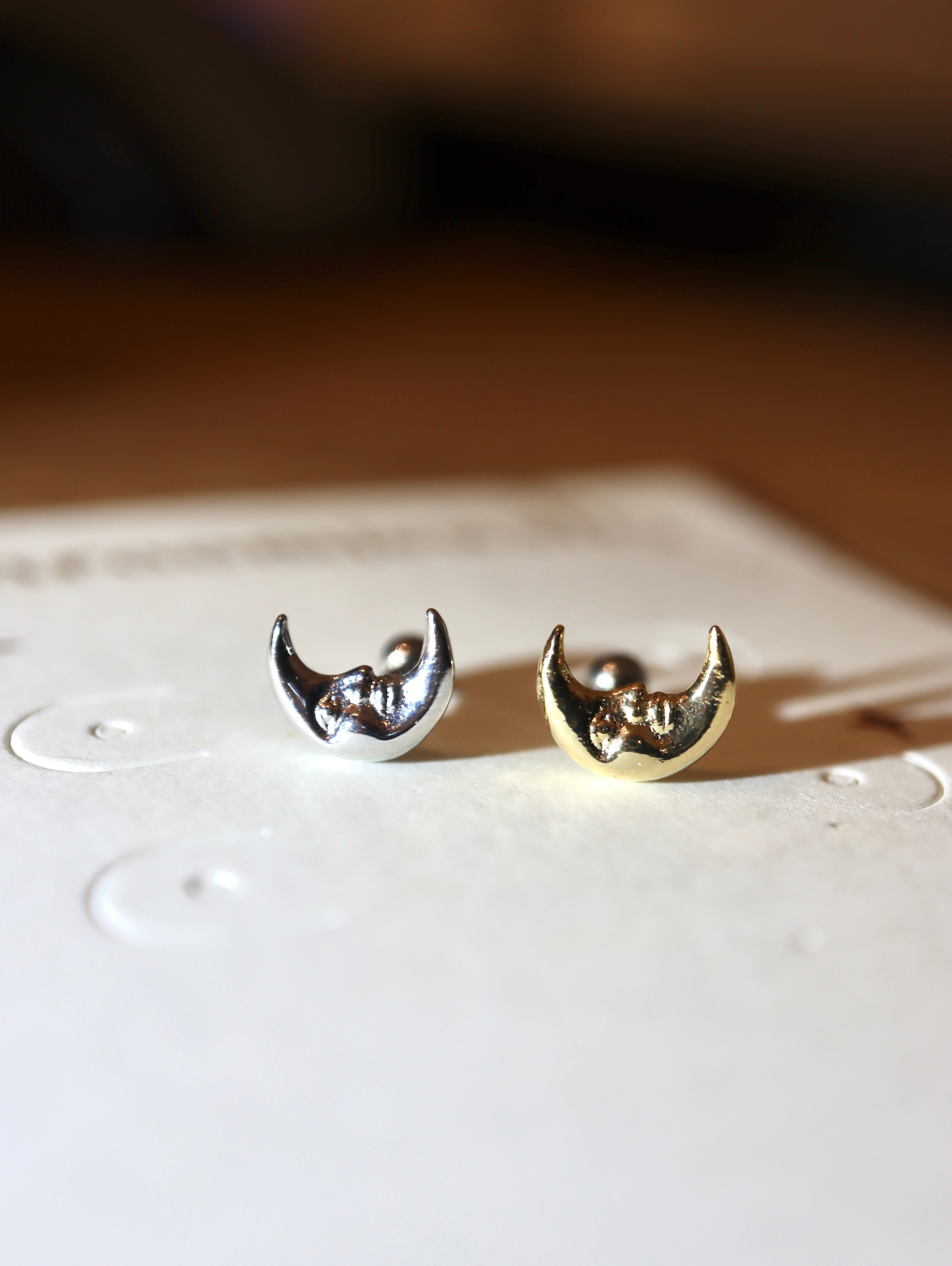 Crescent moon surgical steel stud earring (1pc)