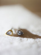 Petite Teardrop Crystal Stud Surgical Steel Piercing (1pc)