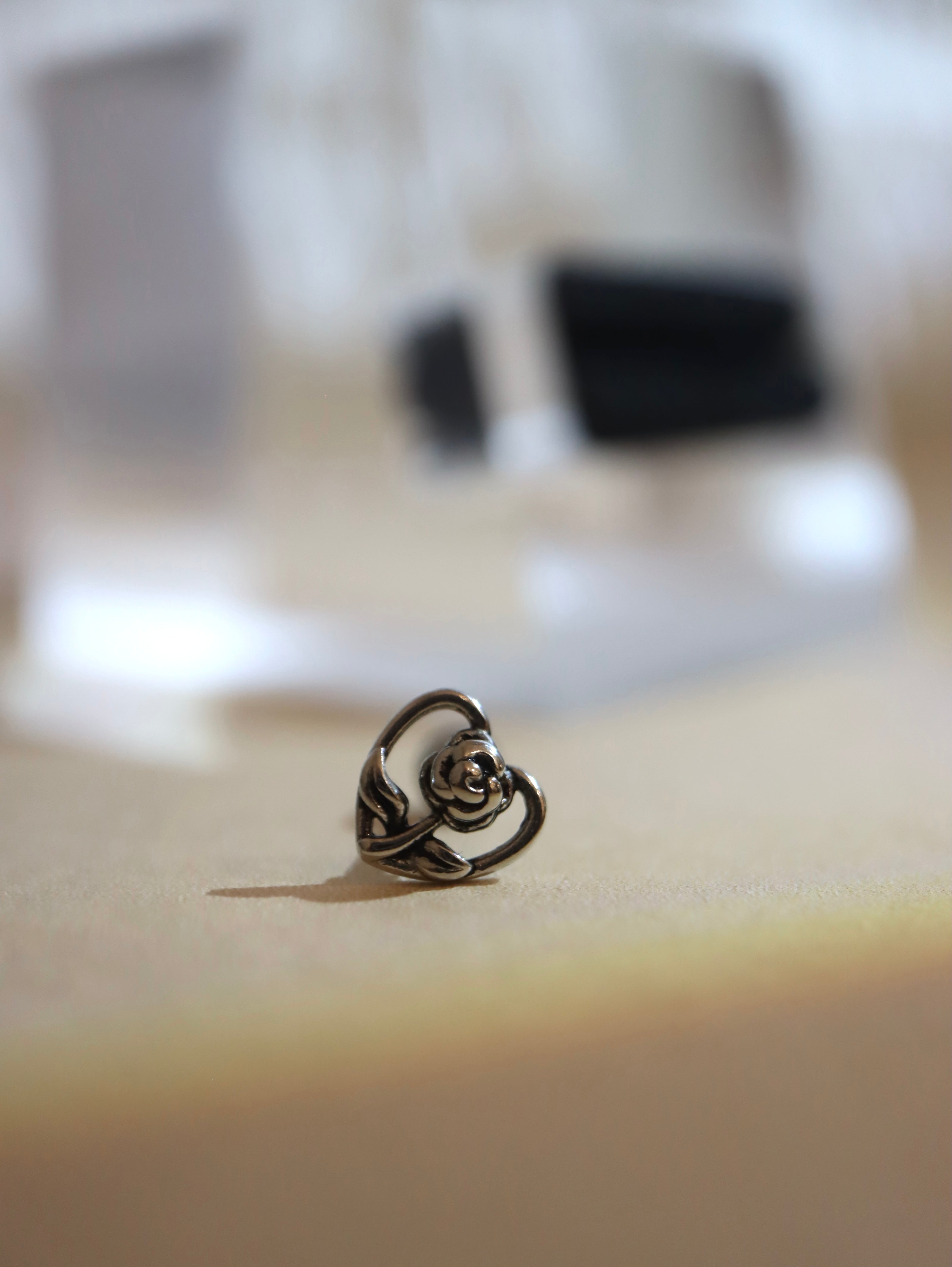 Rose heart stud surgical steel piercing (1pc)