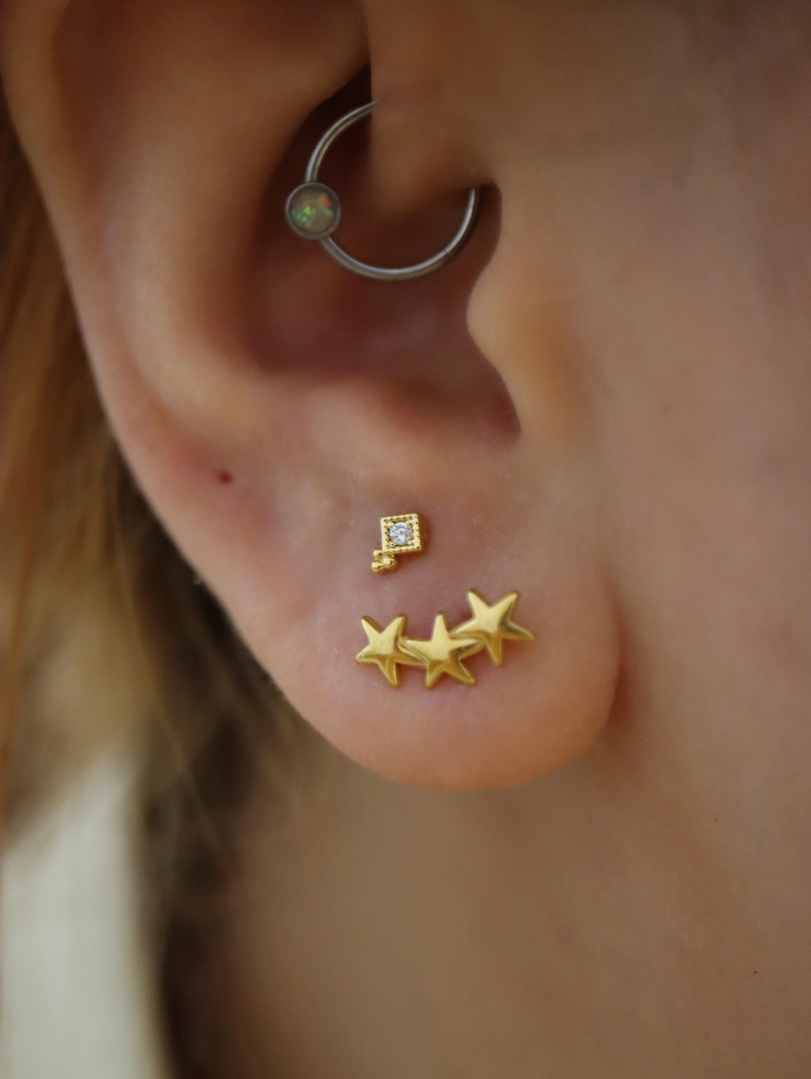 Cz stud surgical steel piercing earring (1pc)