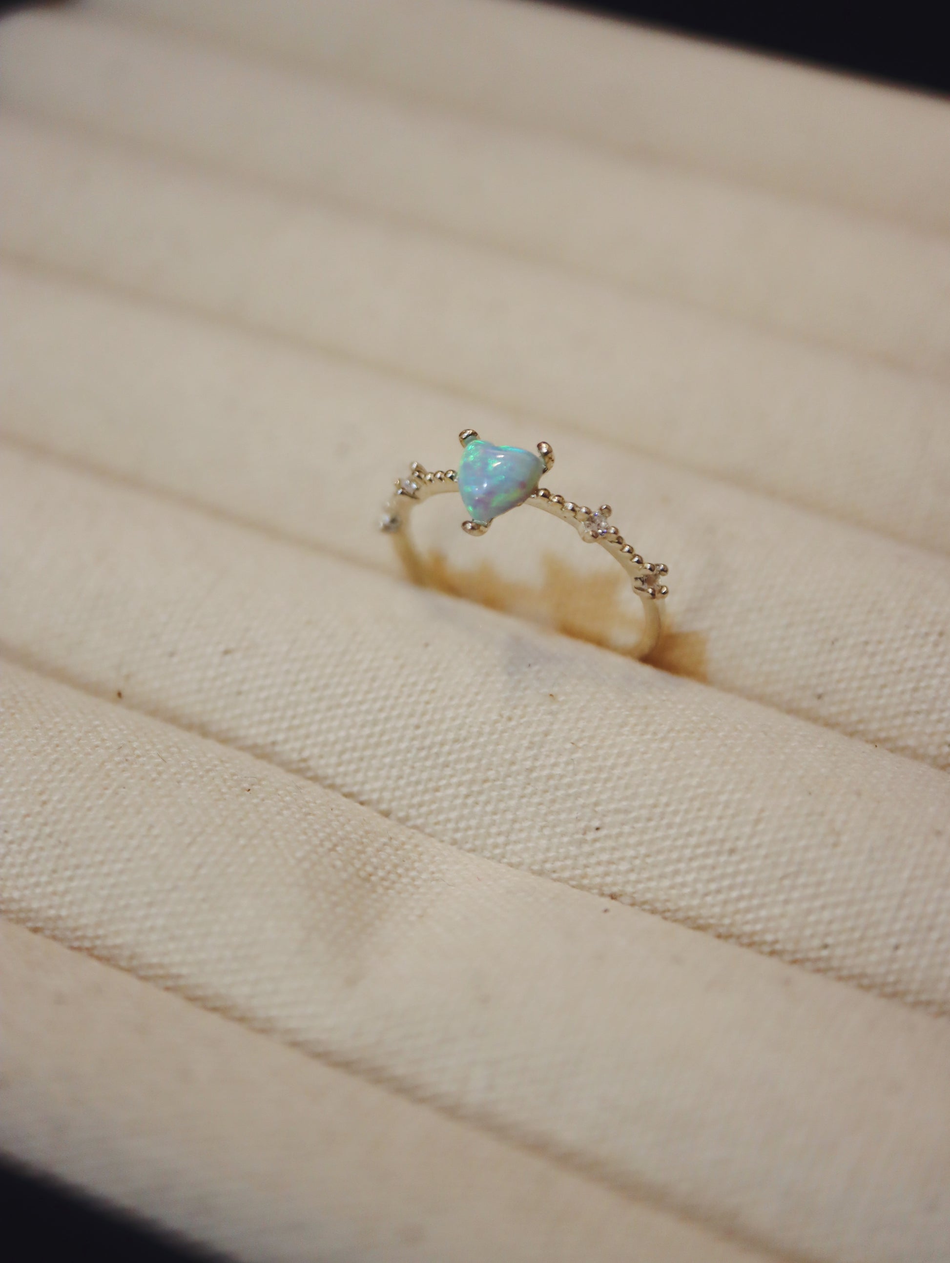 Heart Opal 925 silver ring