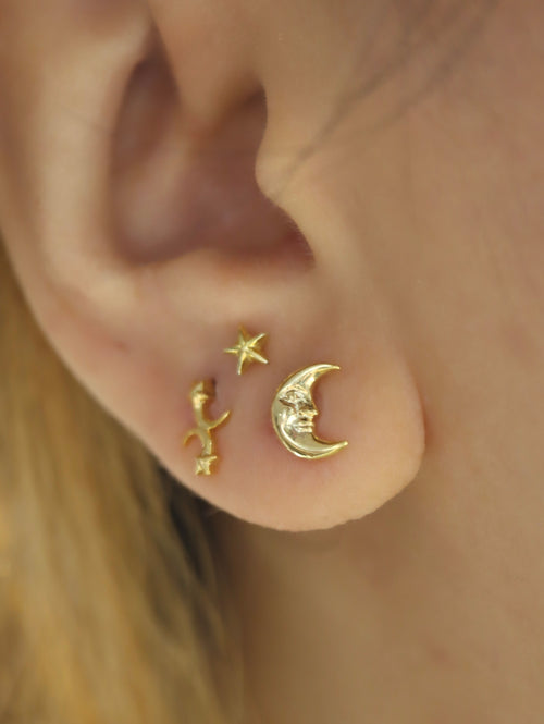 Crescent moon surgical steel stud earring (1pc)