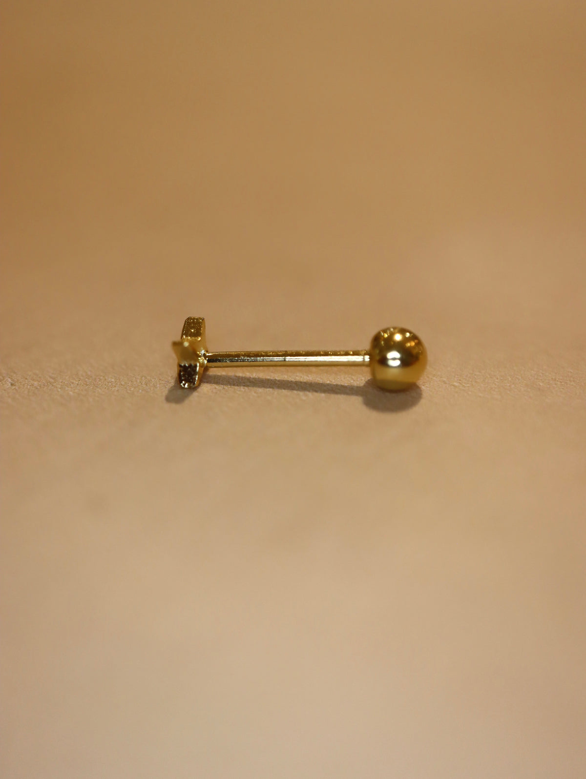Mini sparkle 925 Silver piercing stud earring (1pc)