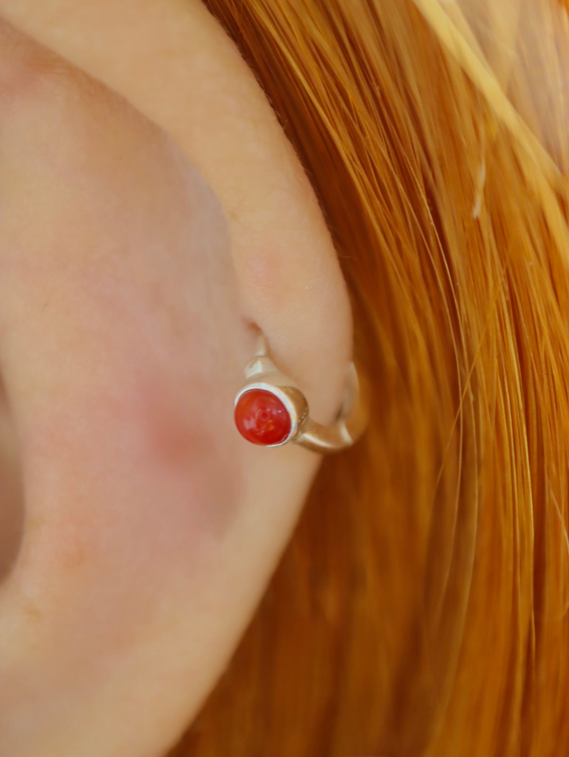 Mini Huggie hoop agate 925 silver earrings