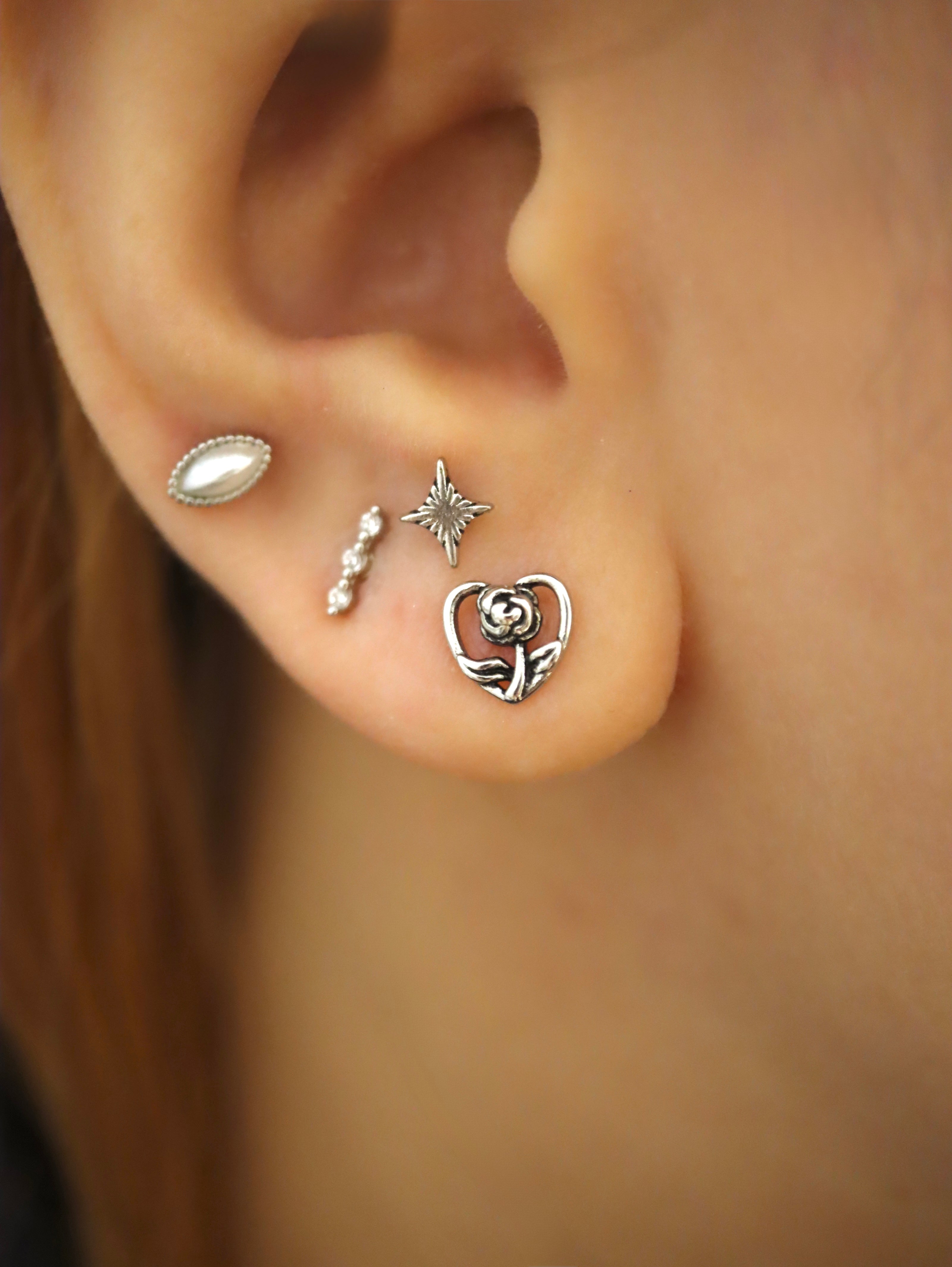 Marquise shape pearl stud piercing earring (1pc)