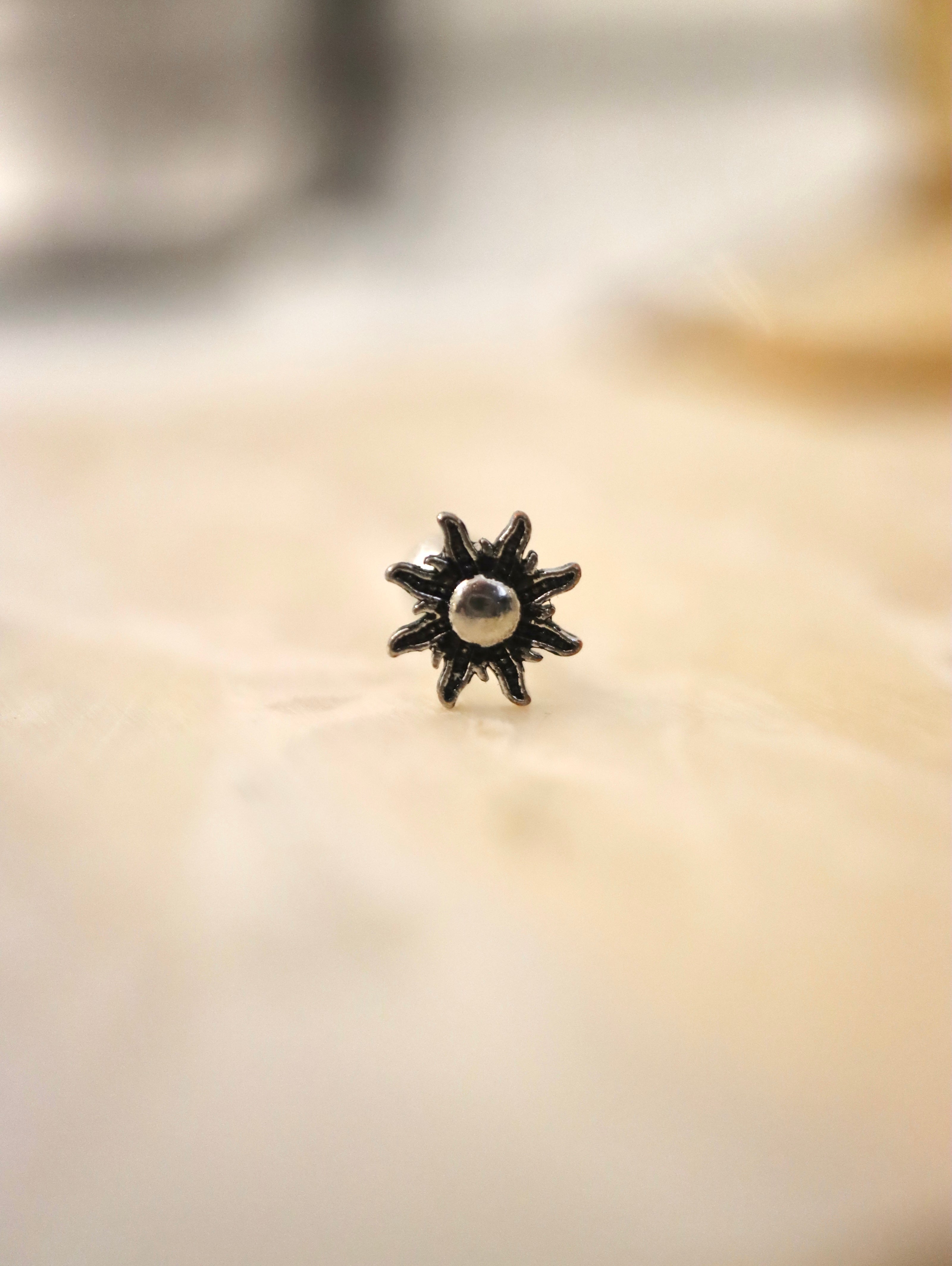 Sun ☀️ stud surgical steel piercing (1pc)