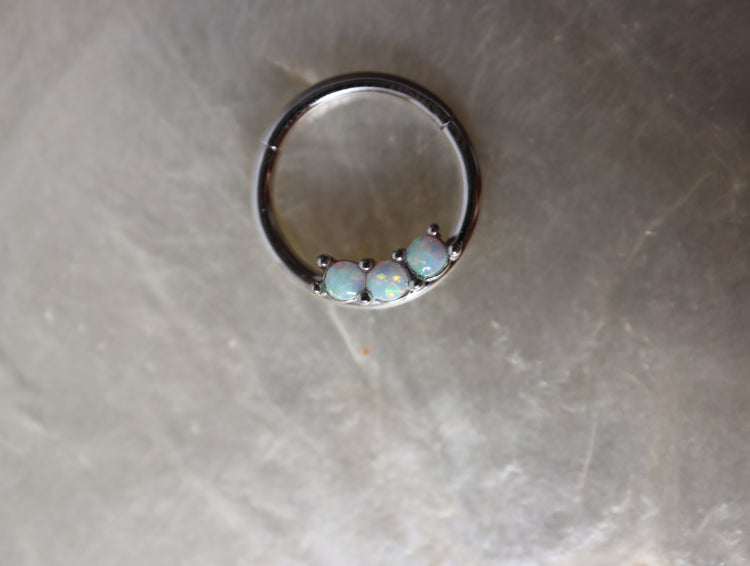 Triple opal clicker
