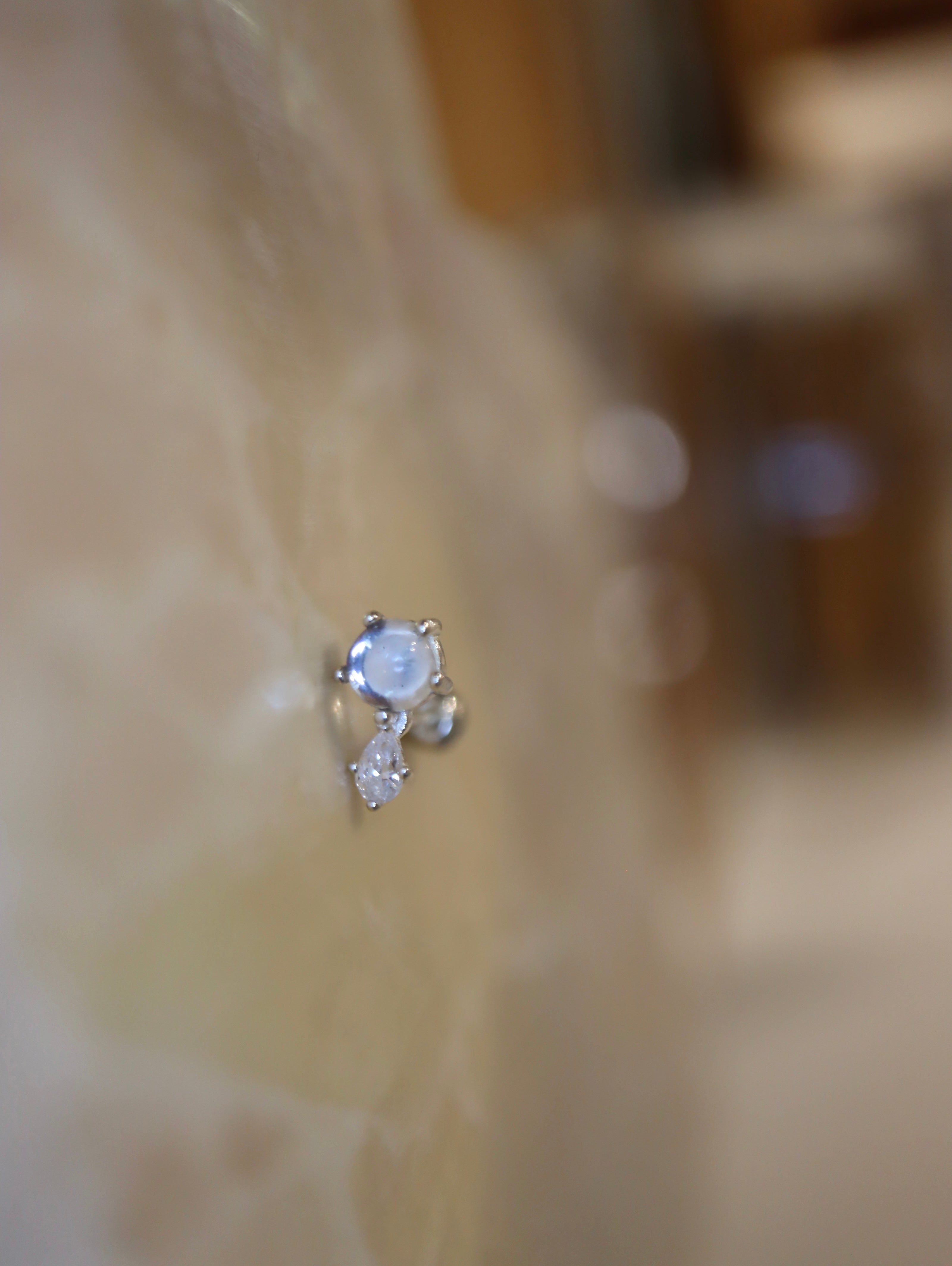 Glow Drop Stud 925 silver Earring Piercing (1pc)