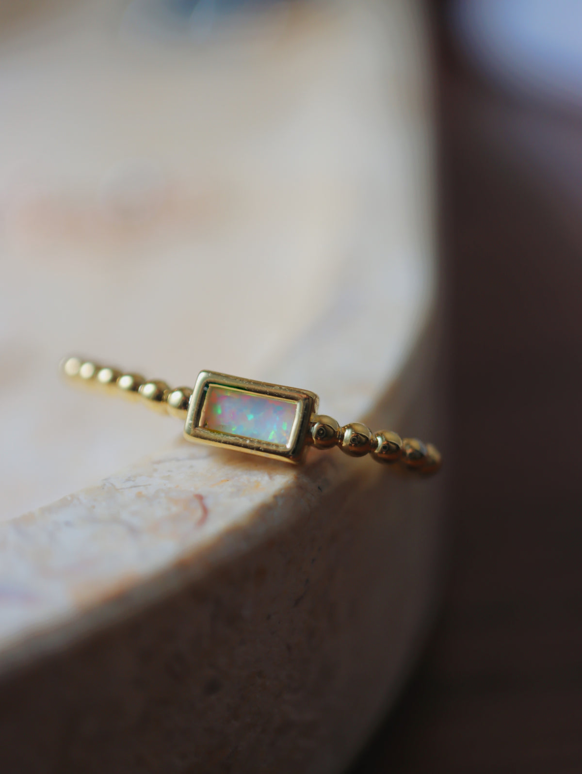 Bar rectangular opal piercing barbell (screw ball)