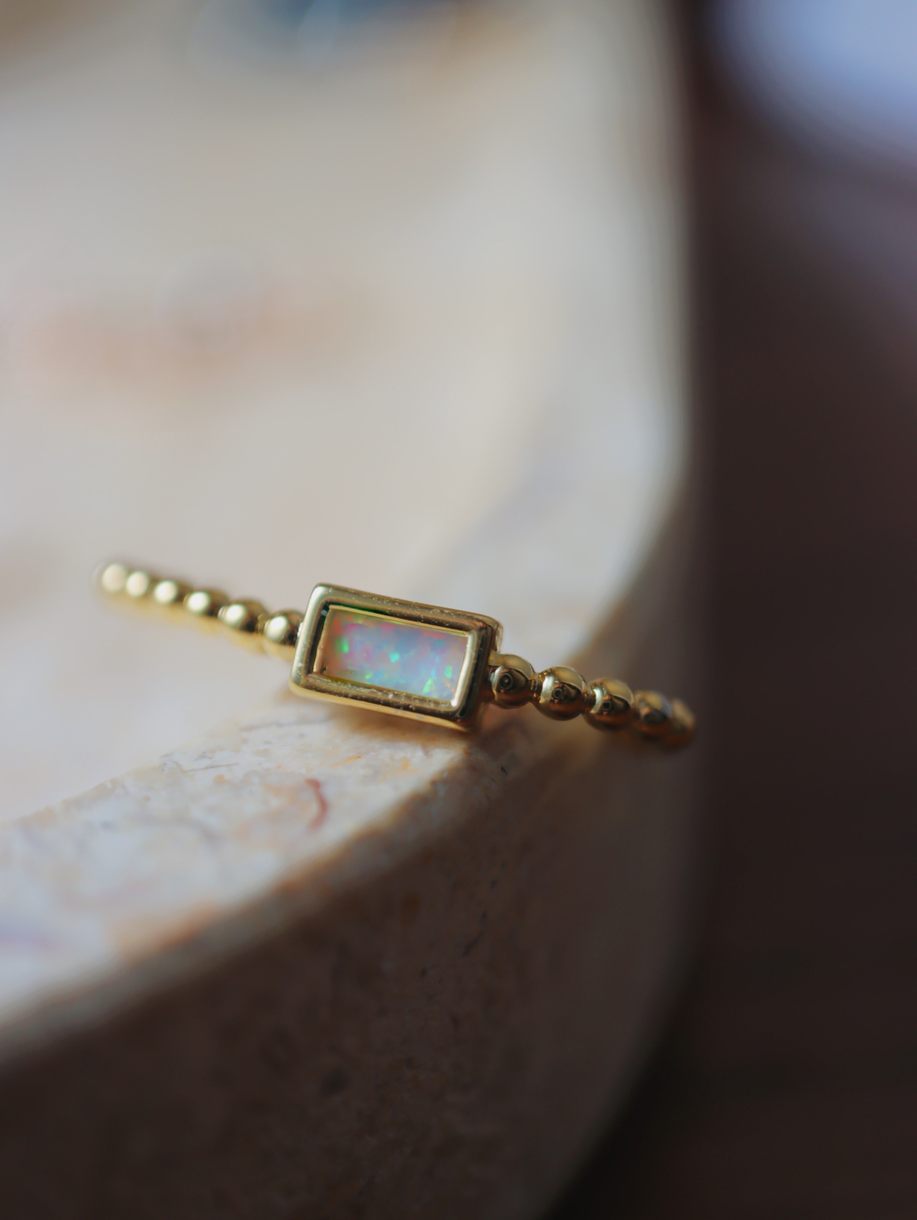 Bar rectangular opal piercing barbell (screw ball)