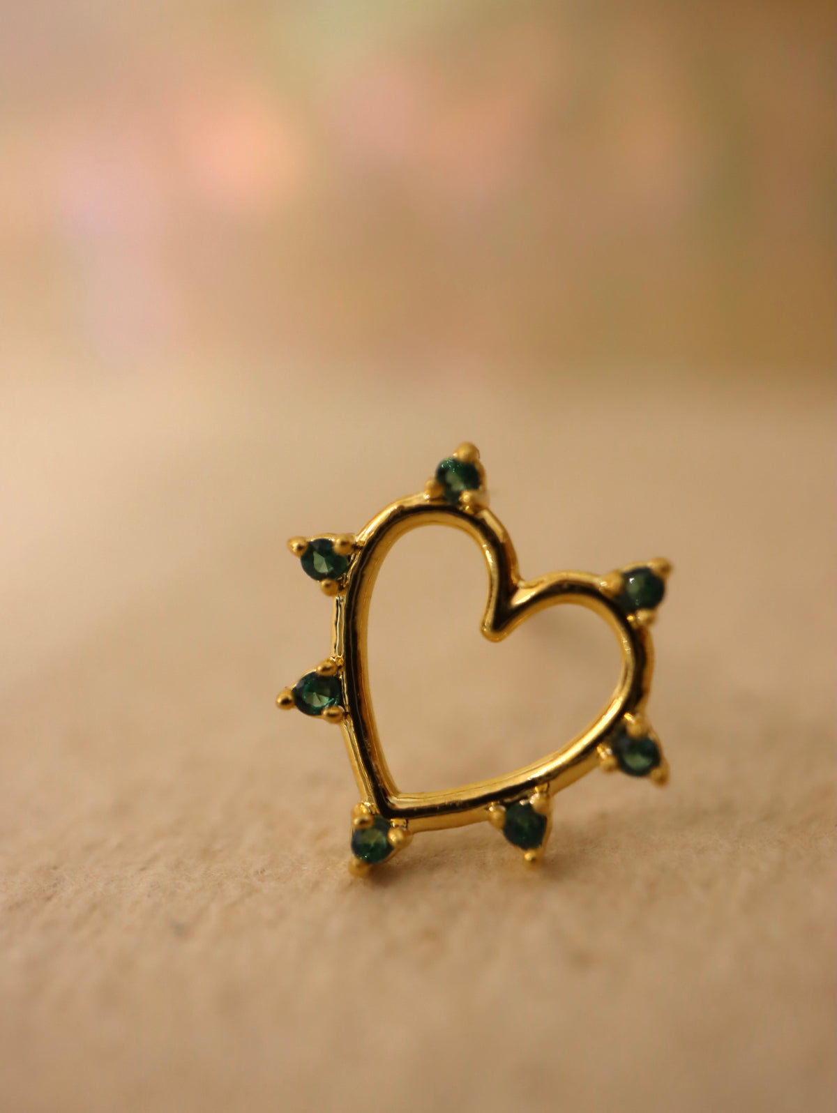 Stud heart earrings