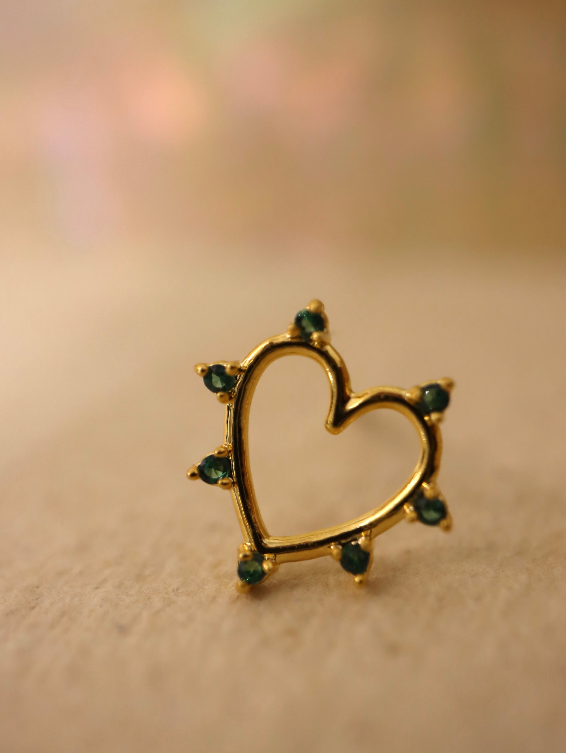 Stud heart earrings