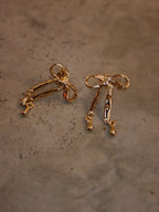 Ribbon earrings