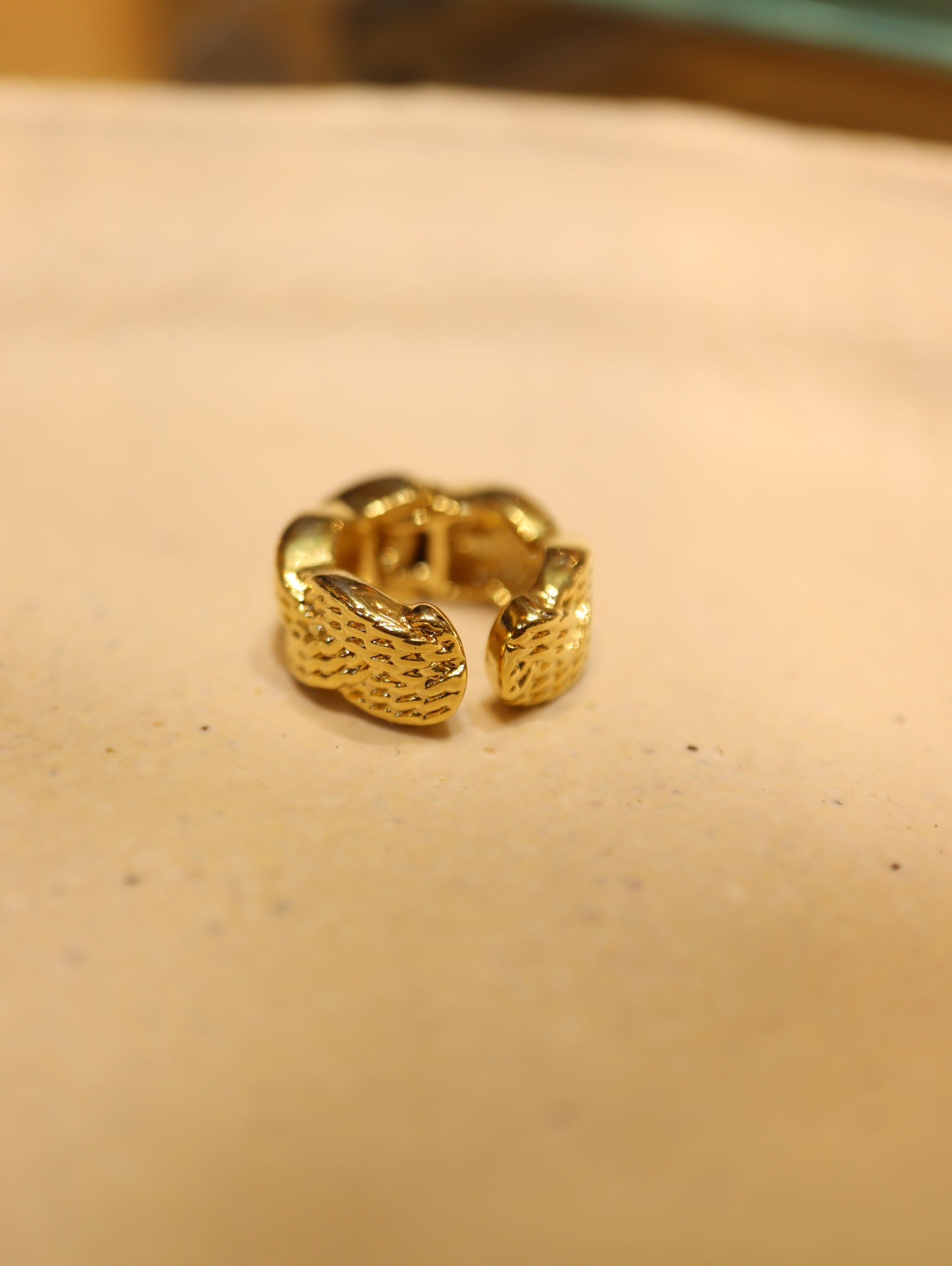 Braid clip-on earcuff