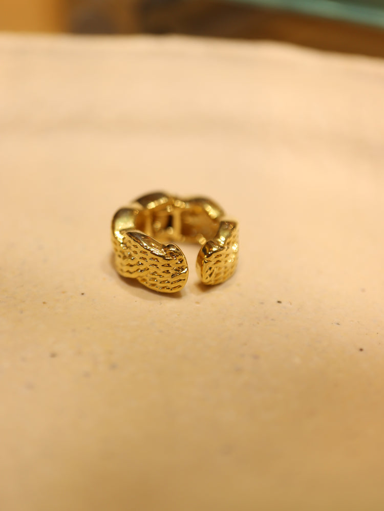 Braid clip-on earcuff