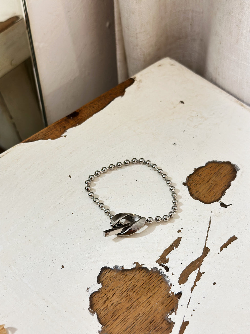 Stainless steel interlock closure chain bracelet