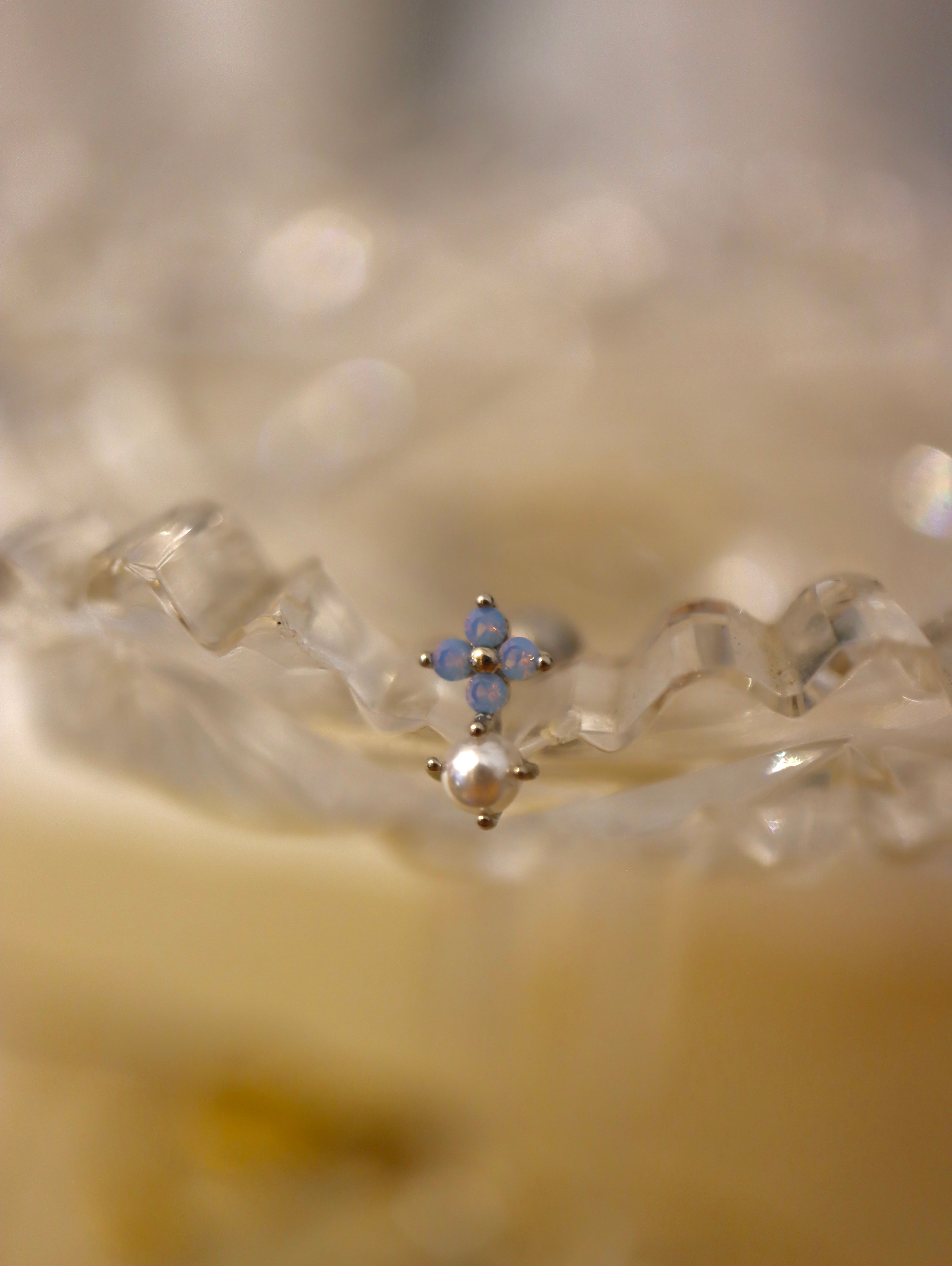Frosted Petal & Pearl Stud Piercing Earrings