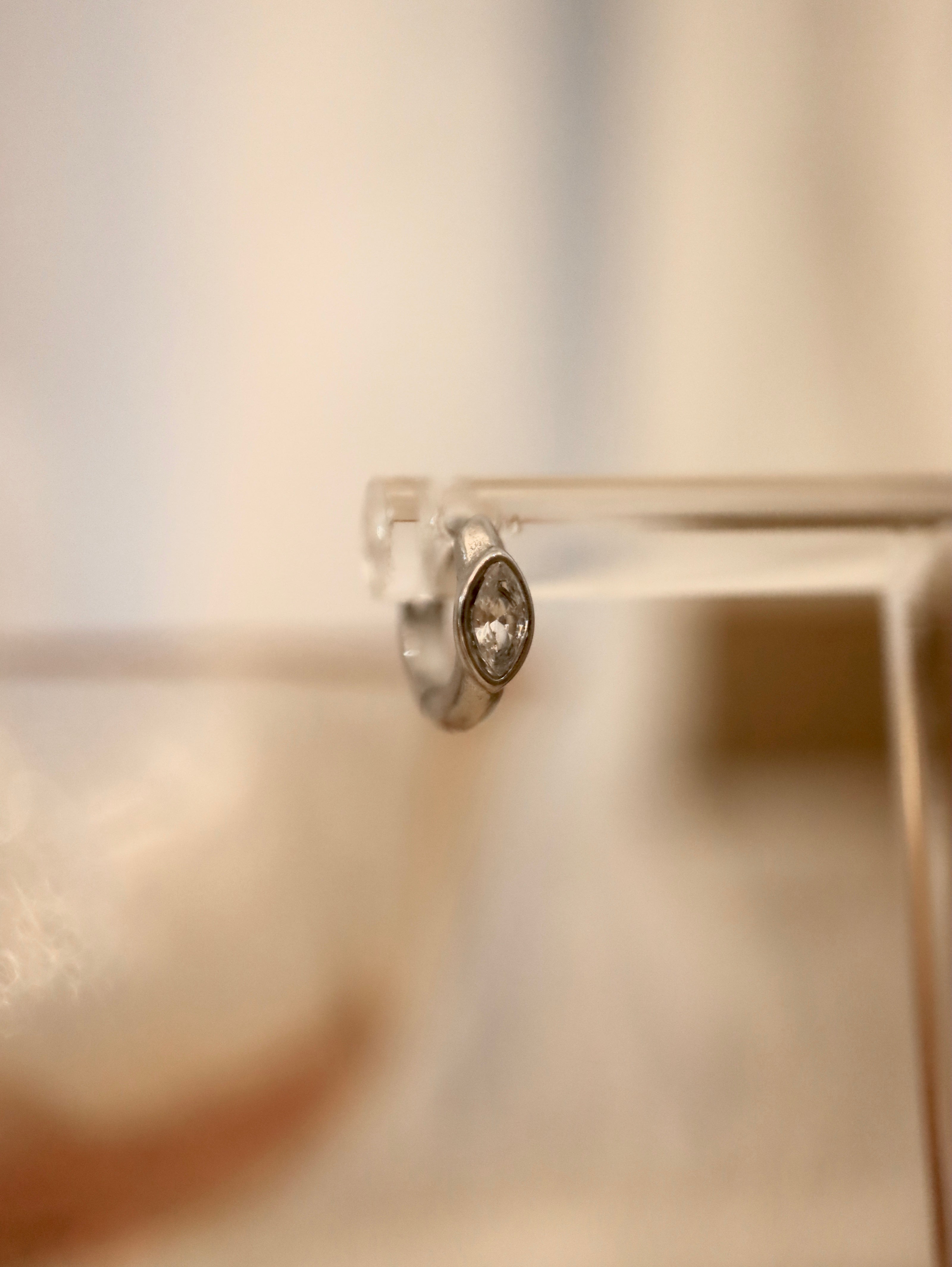 Marquise mini hinged hoop earring (1pc)