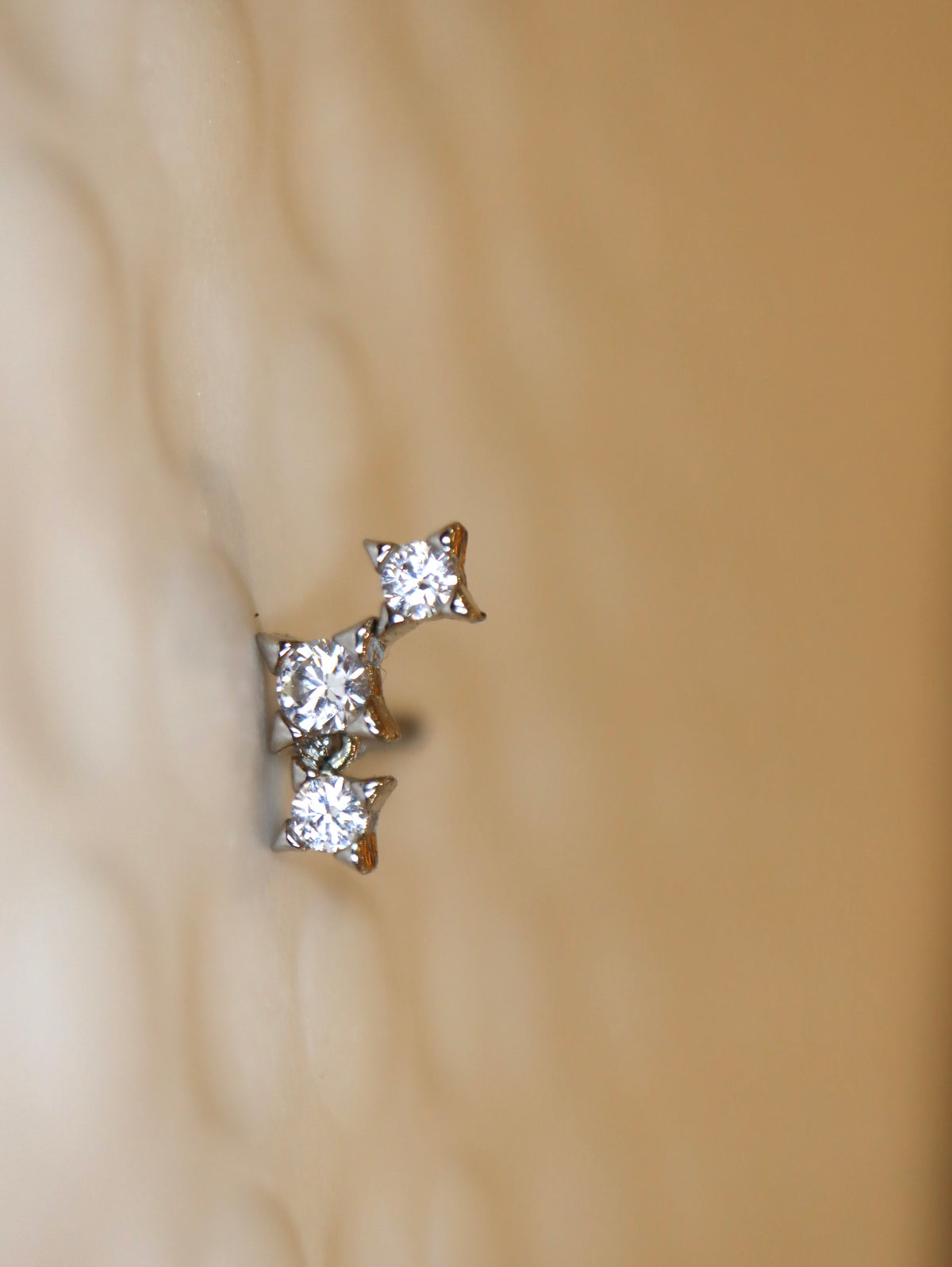 Triple rhombus surgical steel piercing earring (1pc)