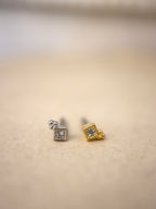 Cz stud surgical steel piercing earring (1pc)