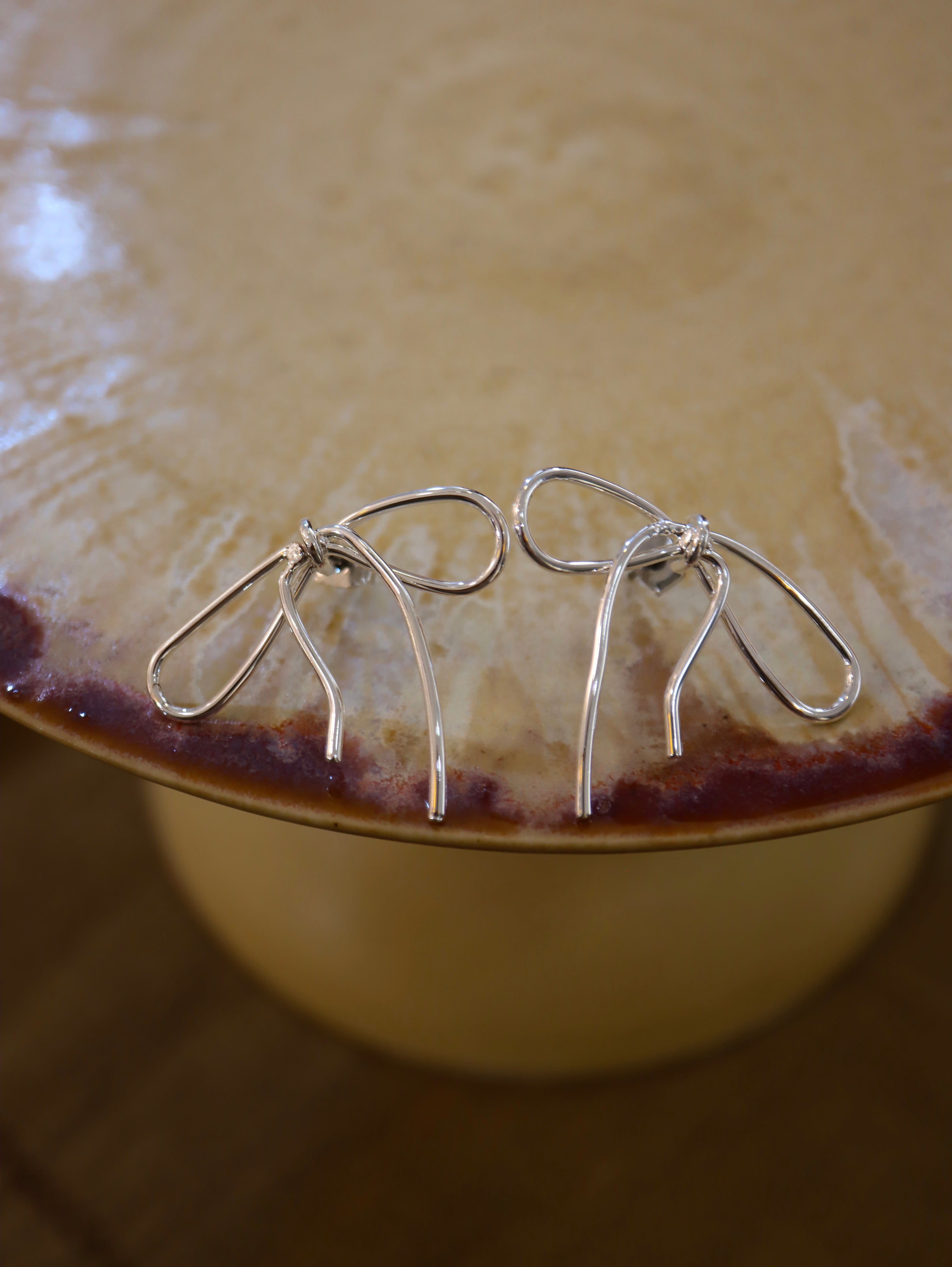 Wide ribbon earrings