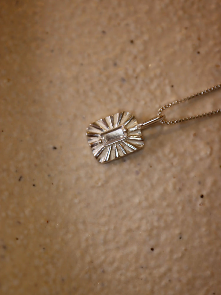 Stella Sunburst Pendant 925 Silver Necklace