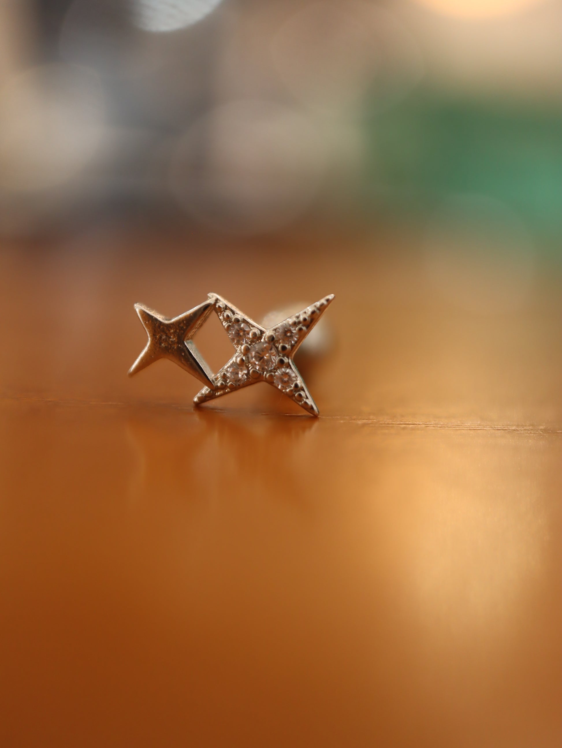 Double sparkle surgical steel earring (1pc)