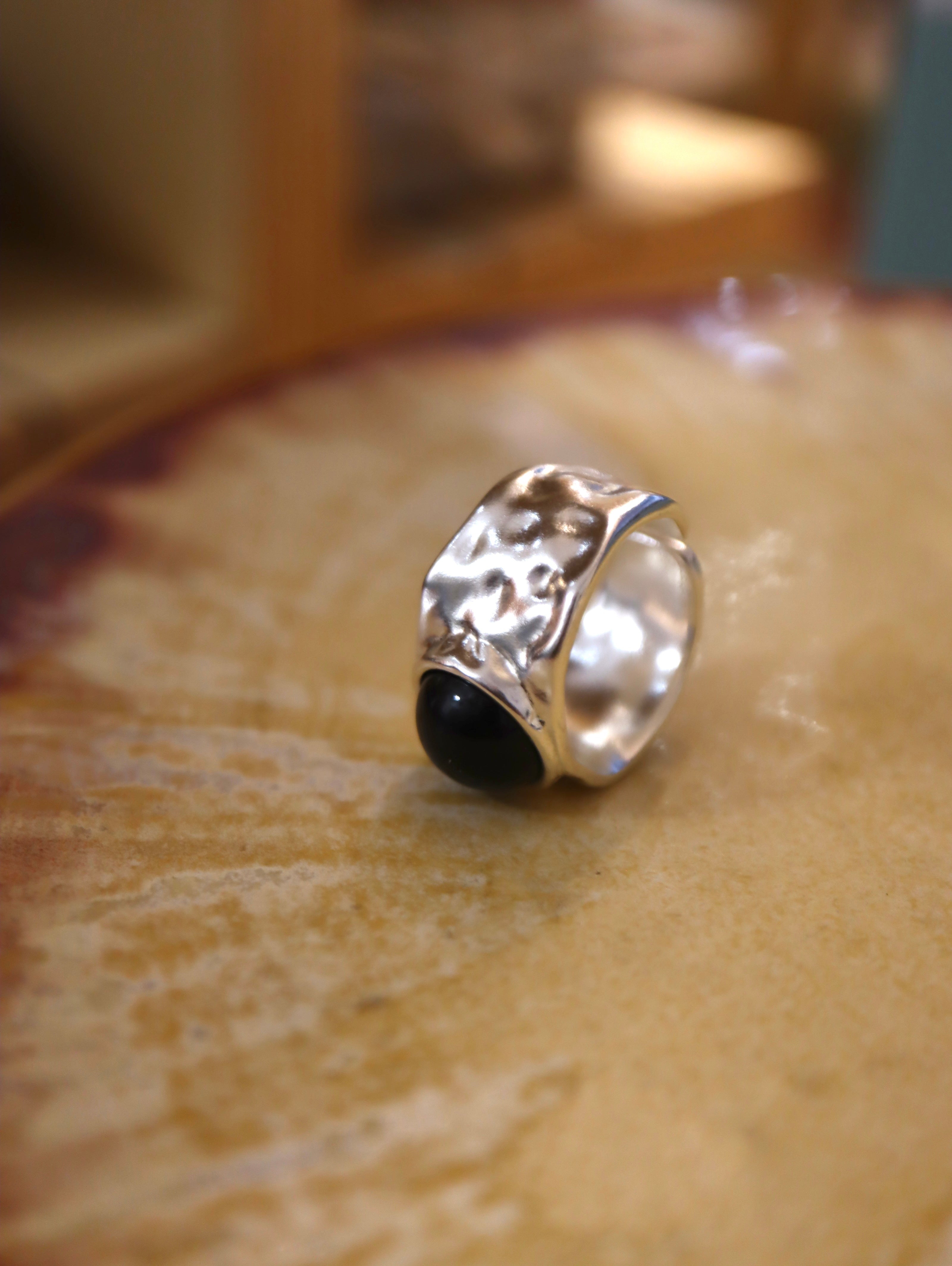 Round onyx 925 silver ring