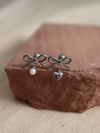 Ribbon surgical steel piercing (heart/pearl)