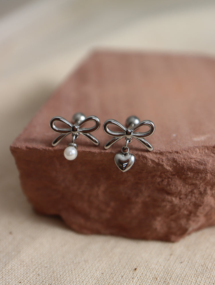Ribbon surgical steel piercing (heart/pearl)