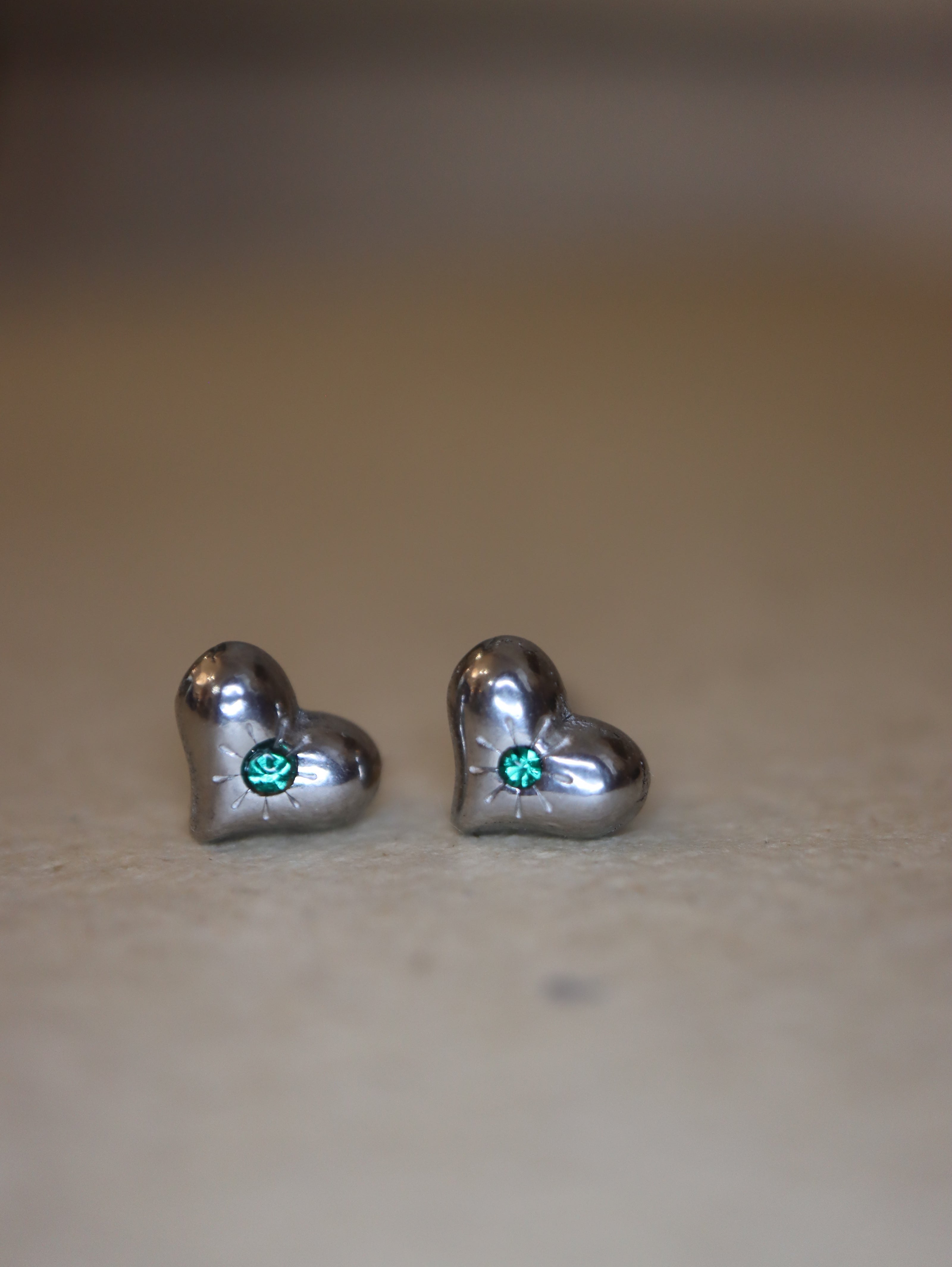Heart stud stainless steel earrings