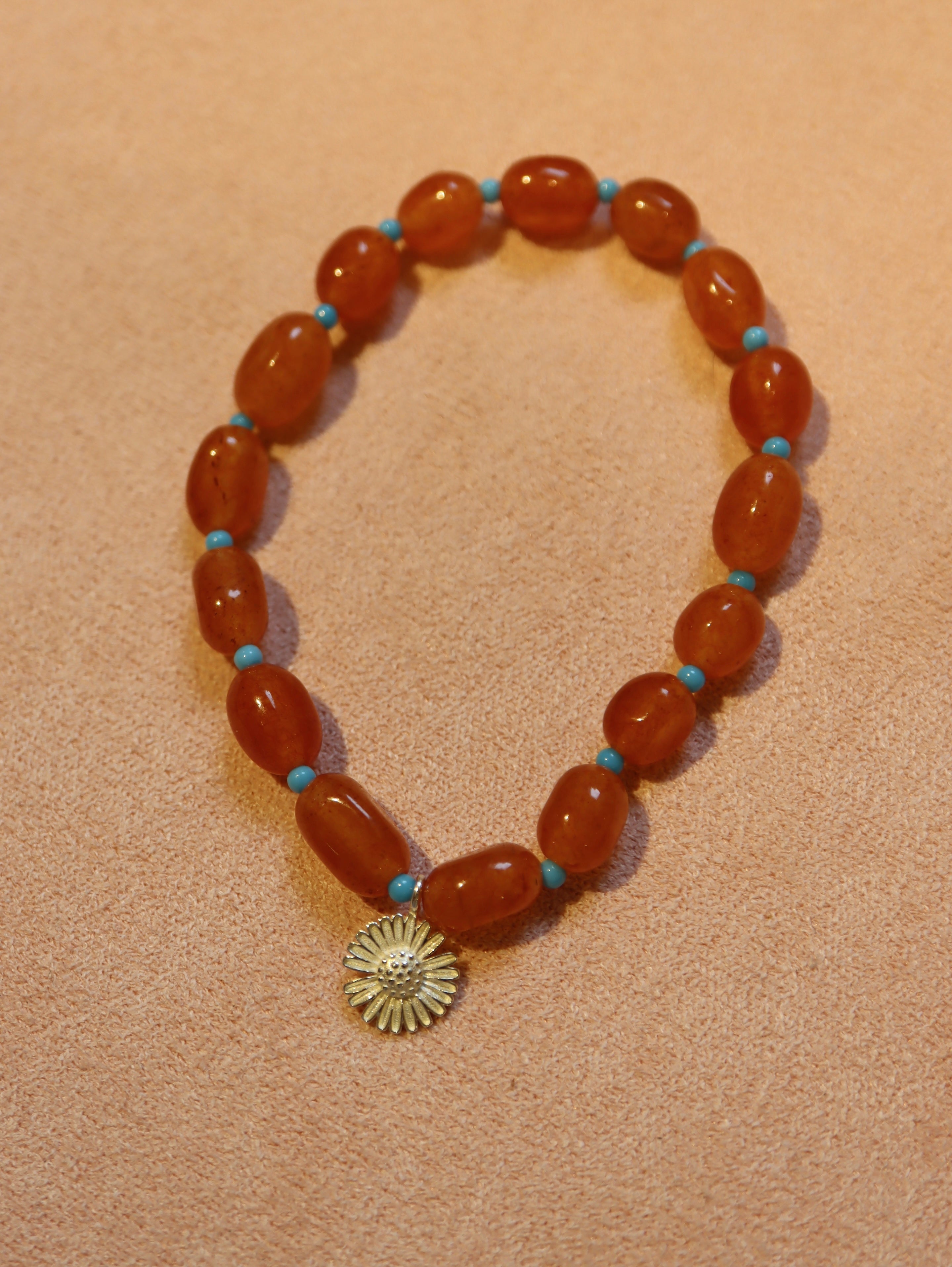 Dyed jade & Daisy silver925 beaded bracelet