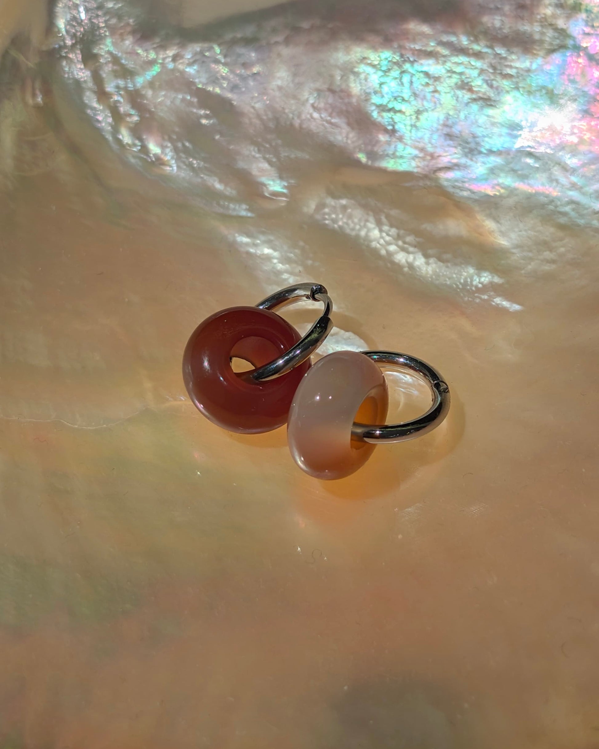 Interlock agate hoop earrings